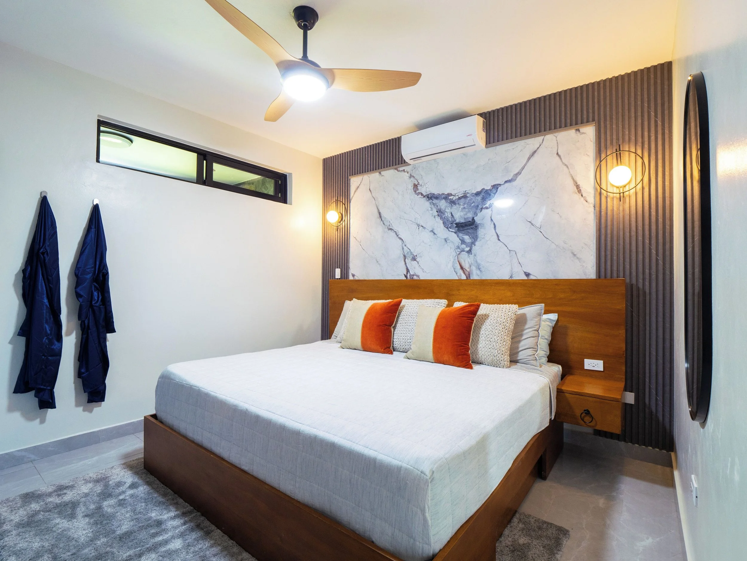 Solo King International Running Retreat Deposit