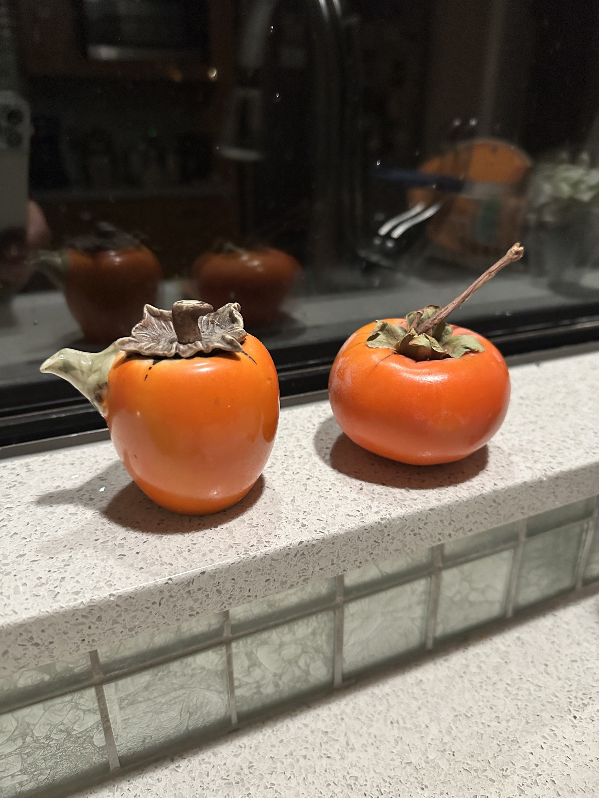 Which one is the persimmon.jpeg