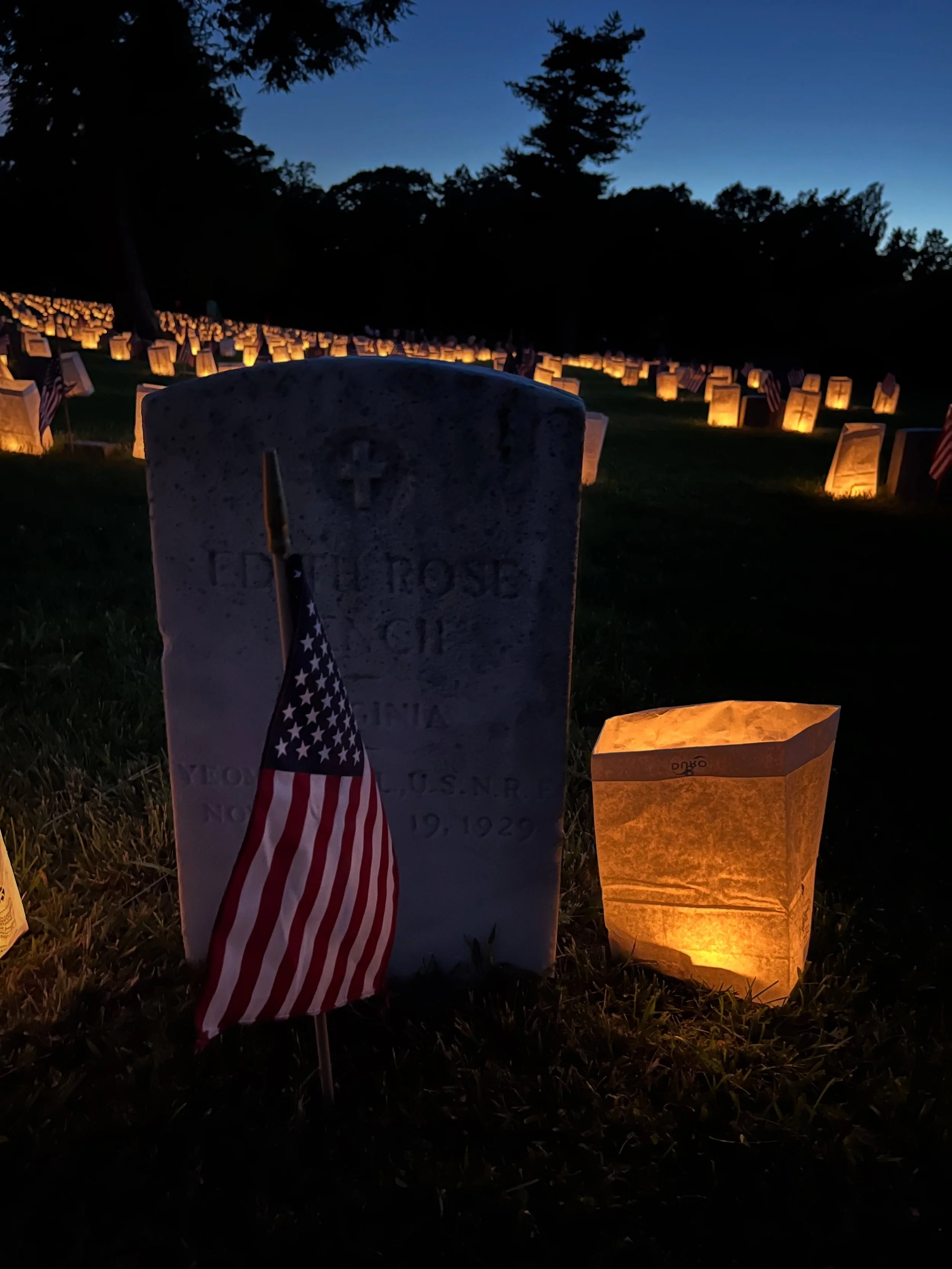 Remembering the lives, sacrifice, and courage of those who gave everything &mdash; with gratitude tonight. ❤️