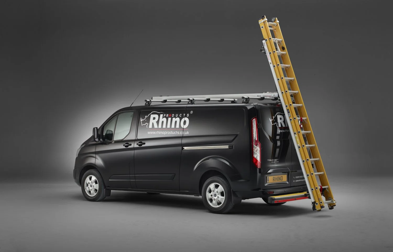 Ford-Transit-Custom-SafeStow4-Fibre-Glass-Ladder-Down-1.jpg
