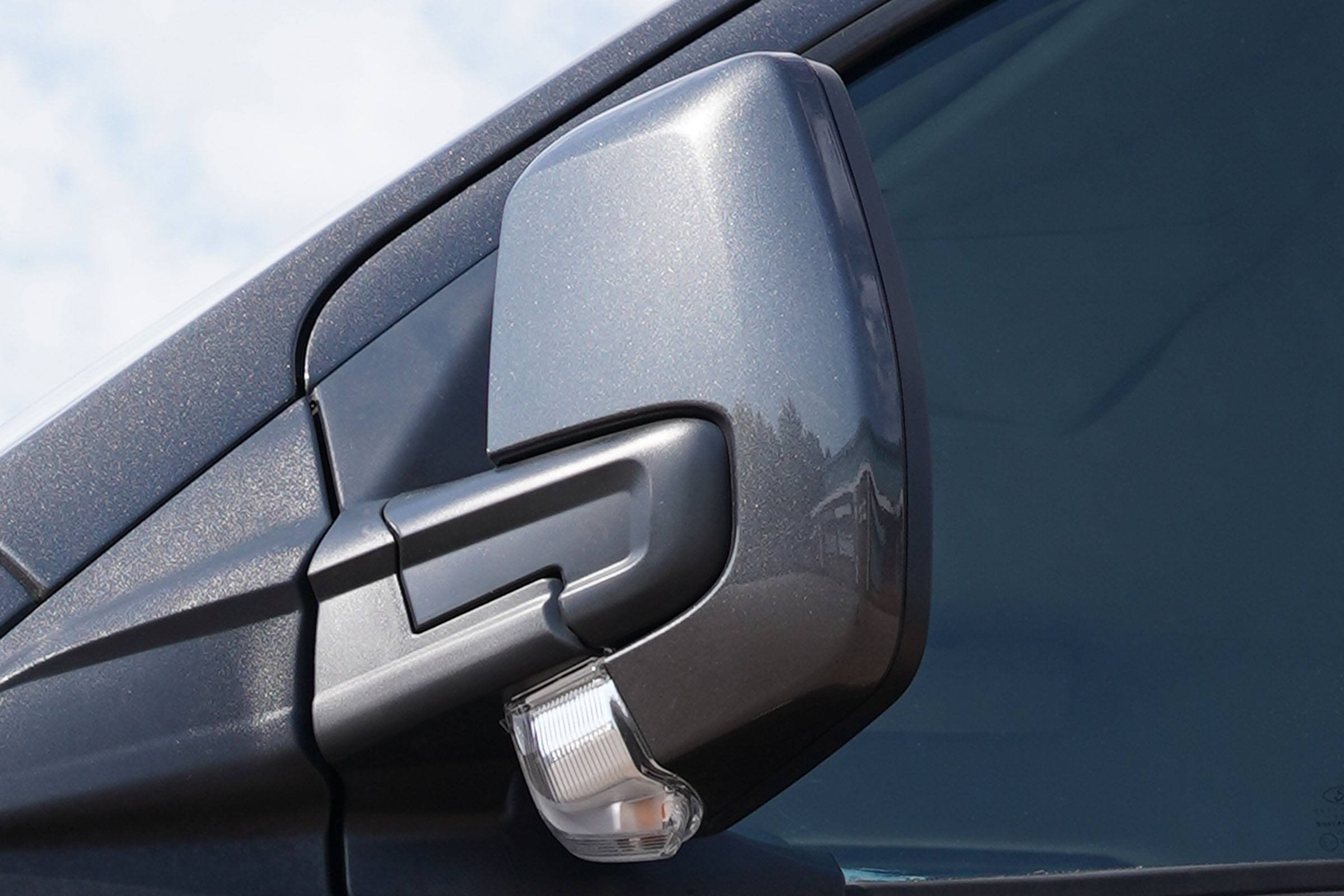 Custom-Painted-Mirror-Covers-MAGNETIC.jpg