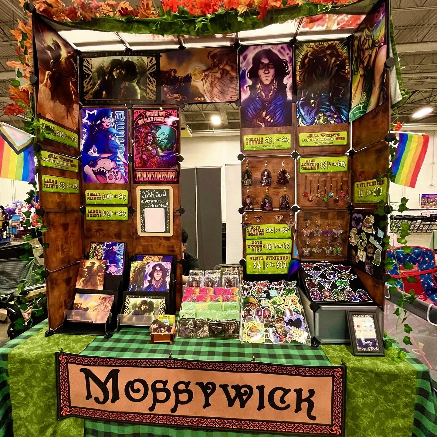 This post may be multiple weeks late but thank you to everyone at Fairfax Comic Con! 🌟

This was my first time tabling at a convention so I had no idea what to expect. It was so lovely to meet and chat with fellow artists and attendees!

And a massi