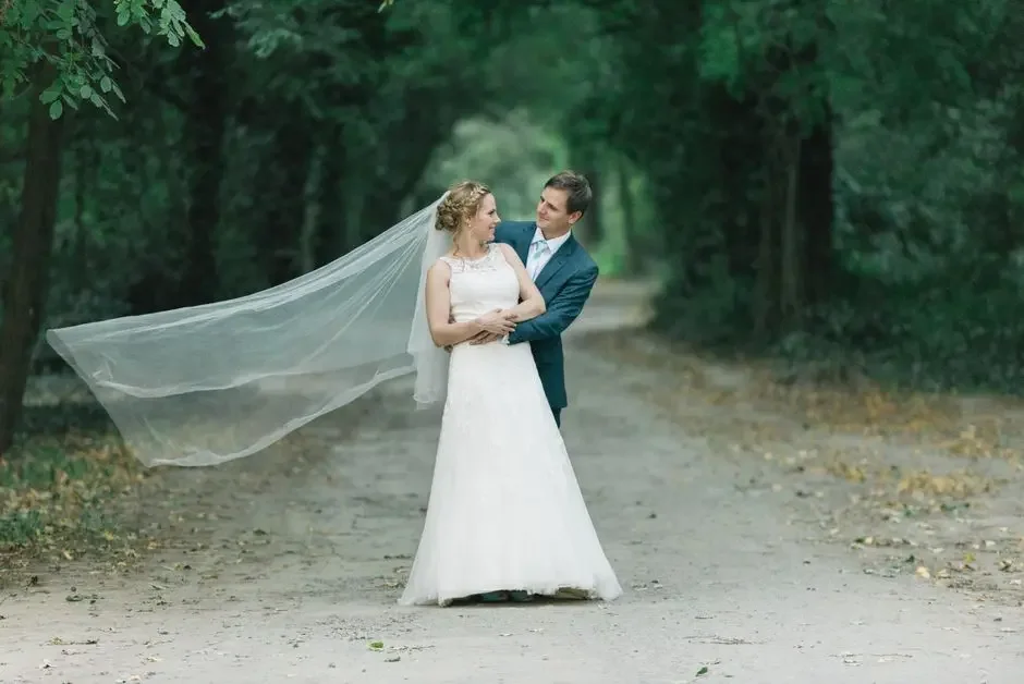 How Do I Choose the Right South Florida Photography Style for My Occasion?