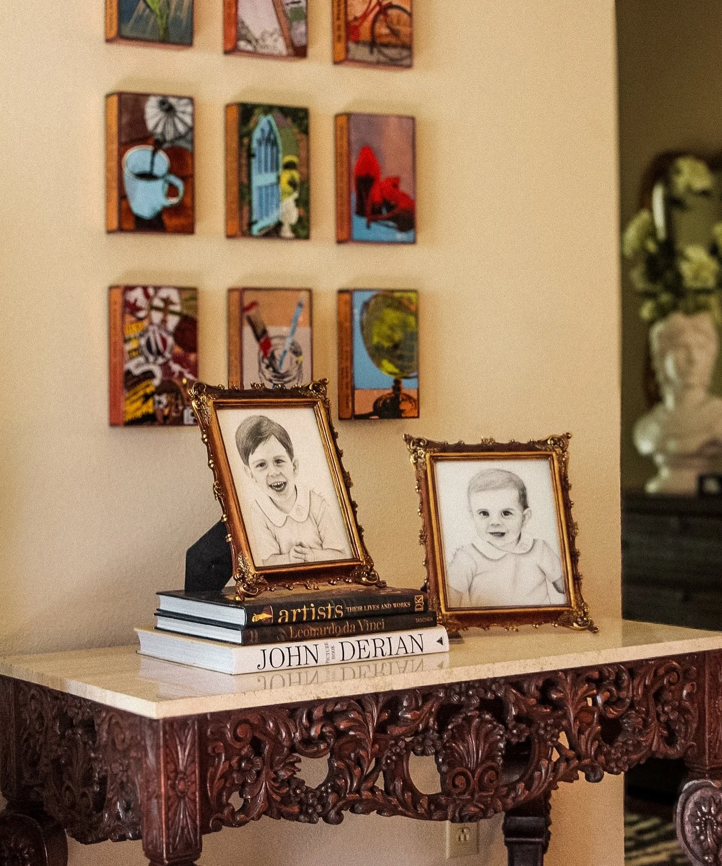 Sweet siblings🤍
&bull;
Finally getting around to post all of the drawings that I did this past summer! If you are looking for a Christmas gift I have a few more spots left!