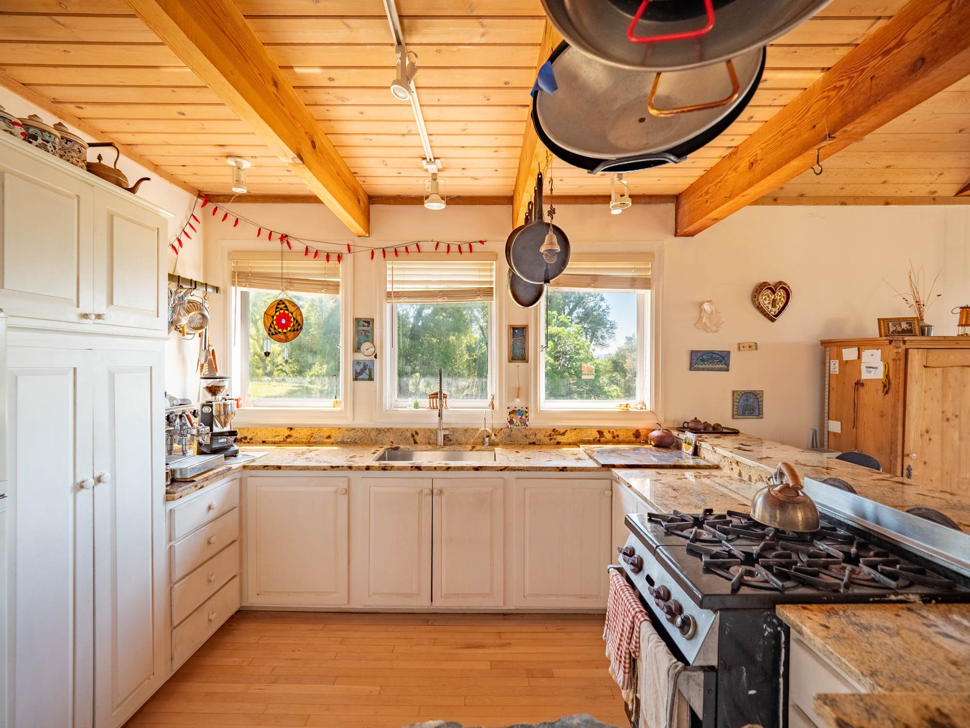 16101 Lost Creek Rd-110.jpg