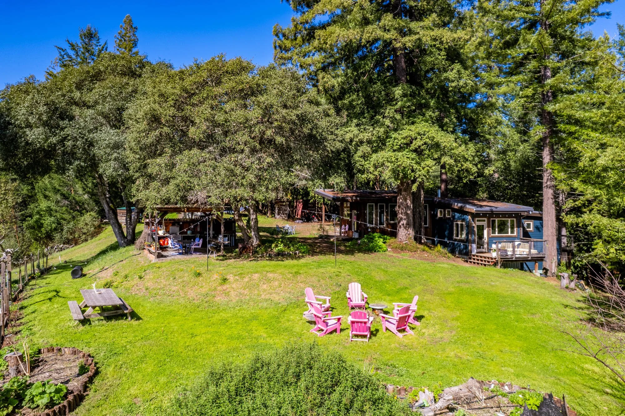 1910 Charoliase Dr-137.jpg