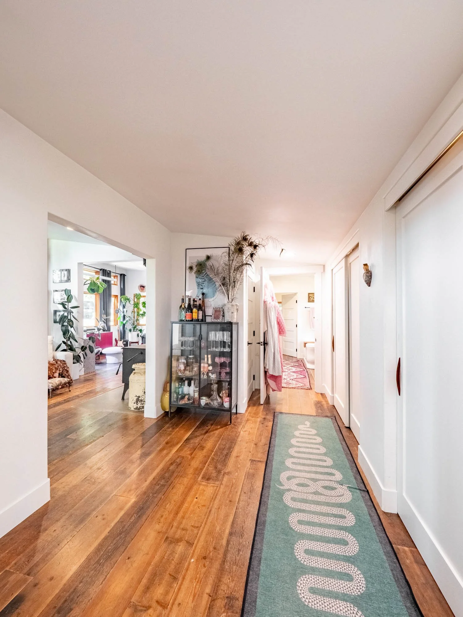 1910 Charoliase Dr-118.jpg