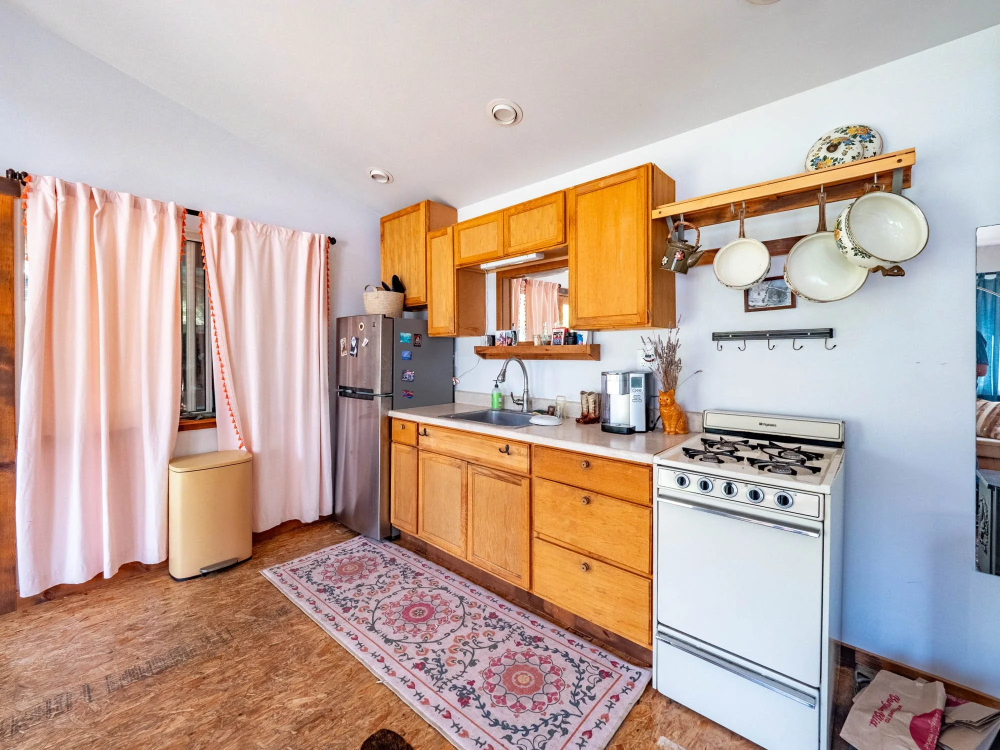 1910 Charoliase Dr-147.jpg