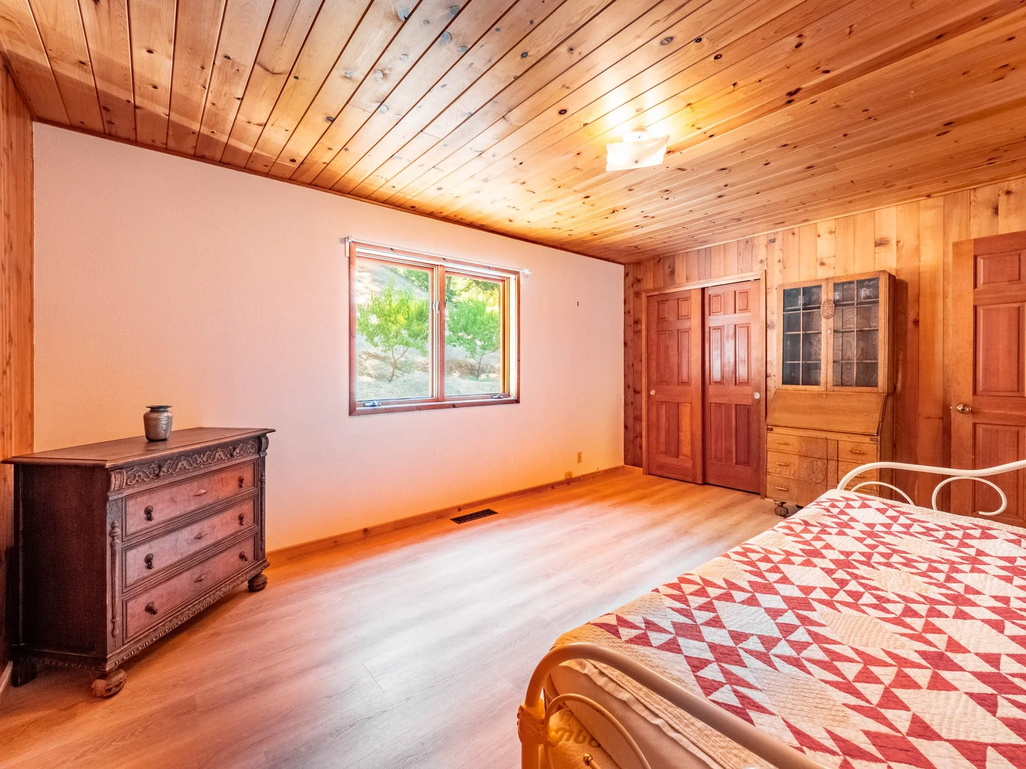 17900 Appian Way - -113.jpg