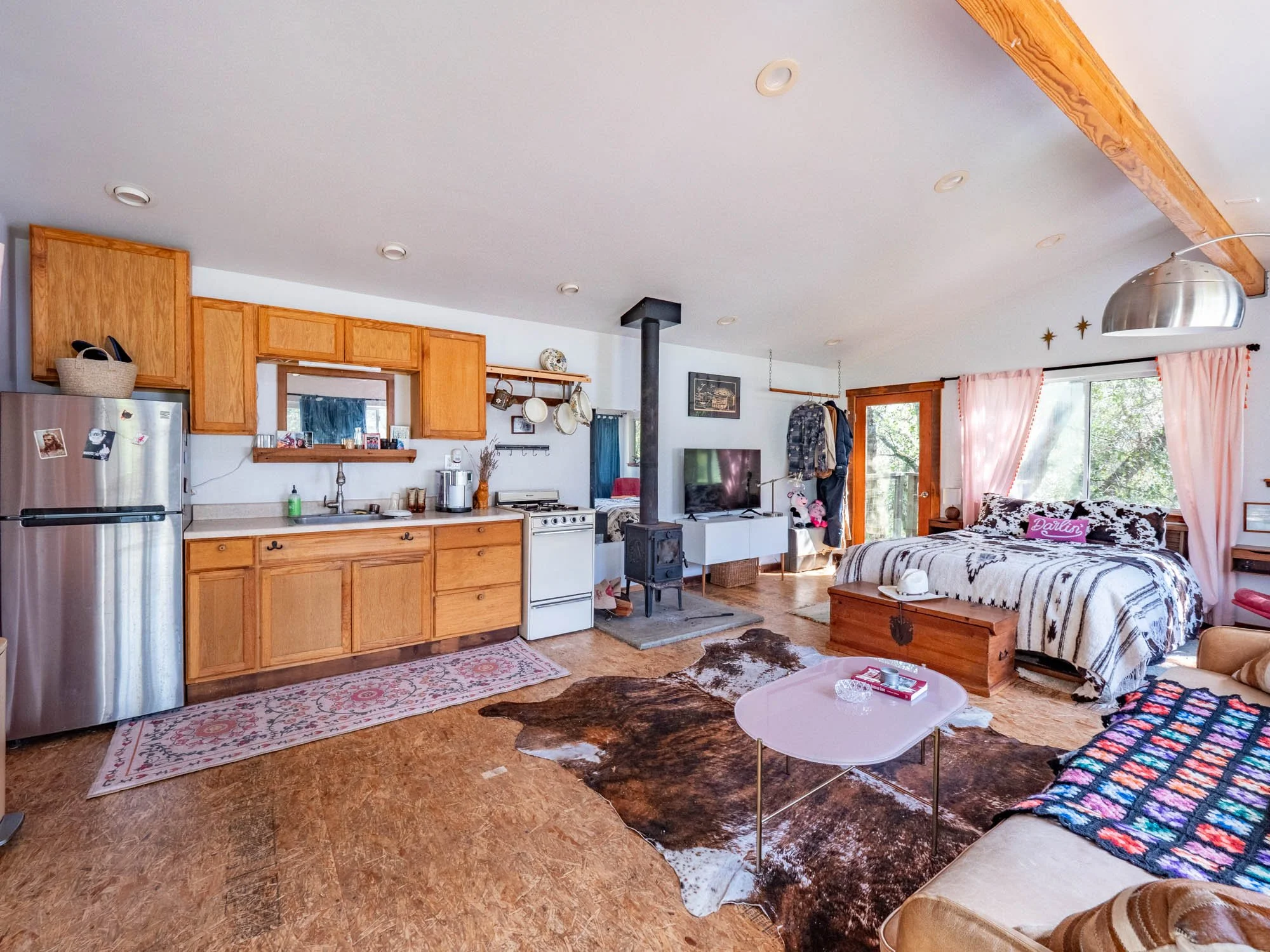 1910 Charoliase Dr-144.jpg