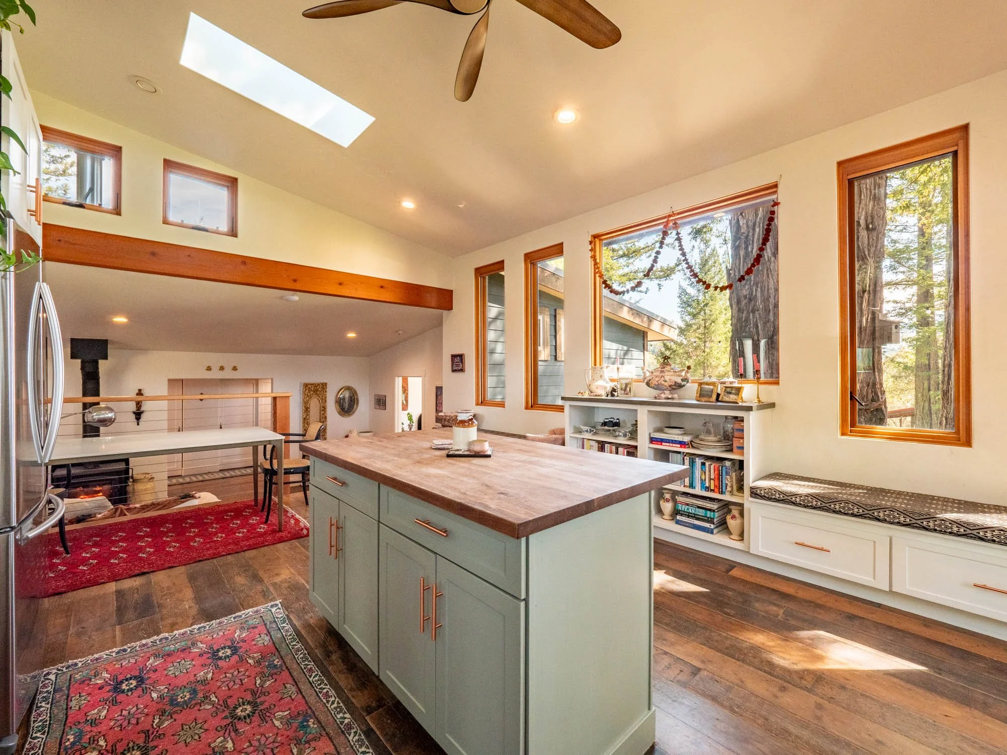 1910 Charoliase Dr-105.jpg