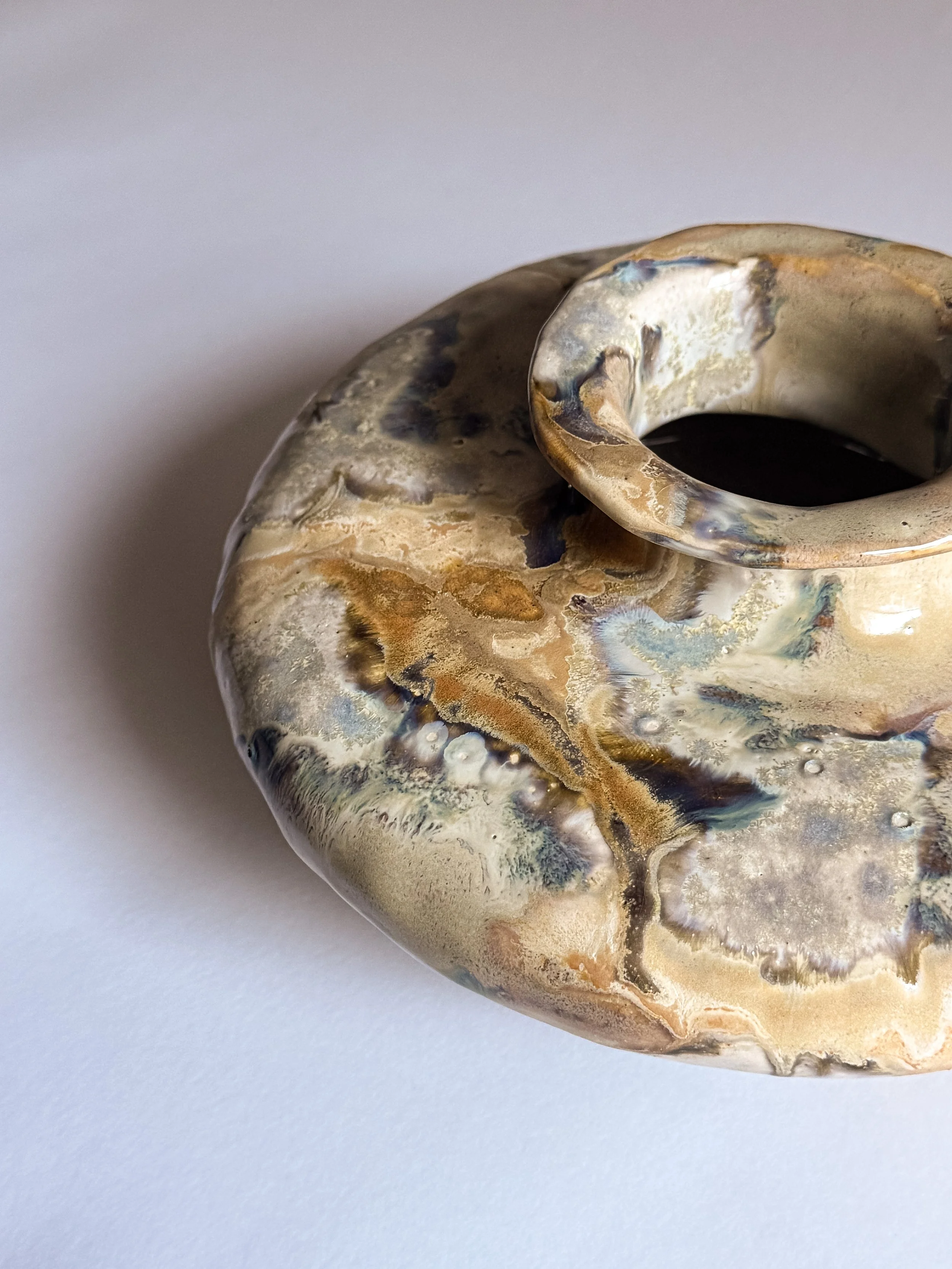 yelllow squat vase detail-1.jpg