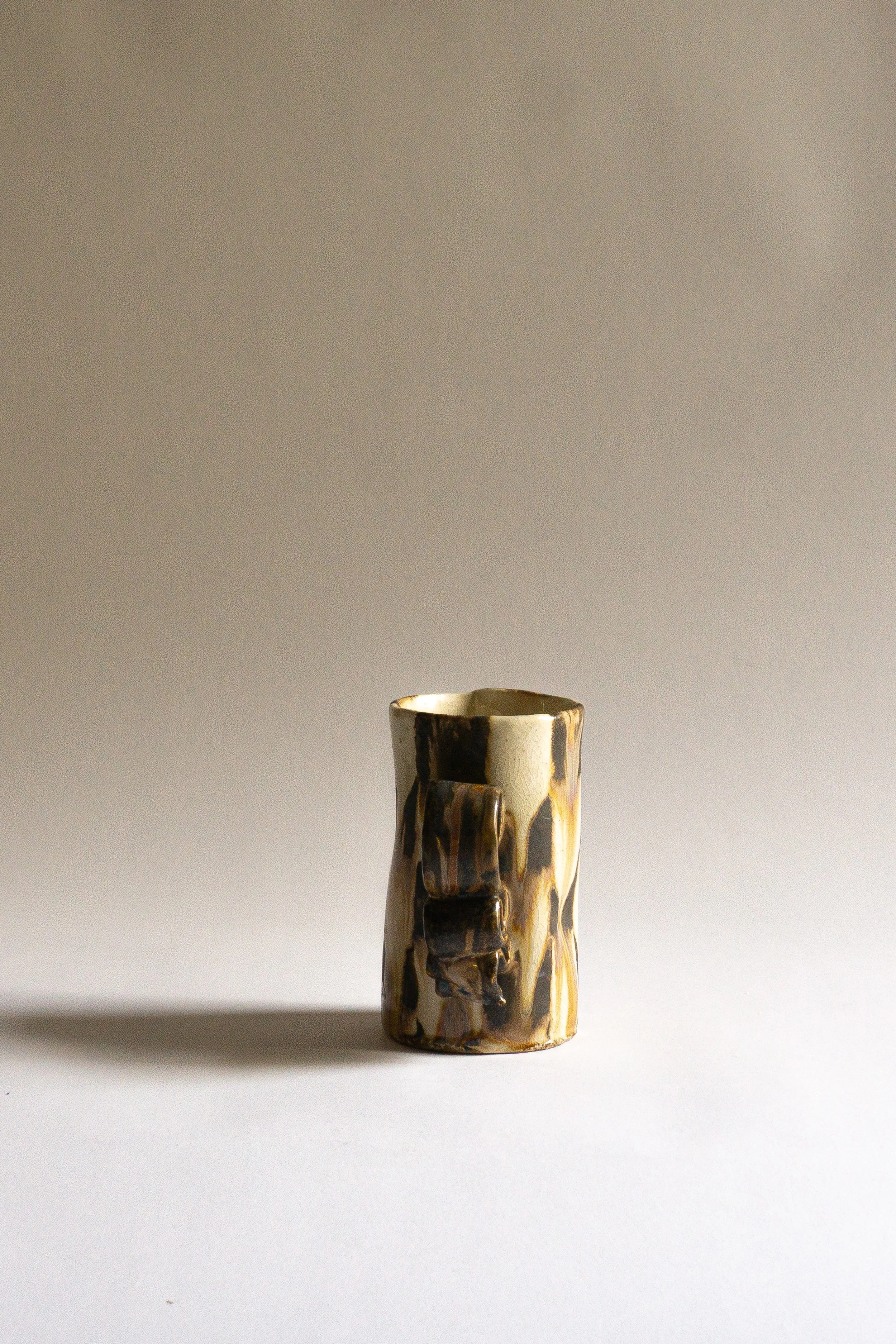 brown check mug-3-2.jpg