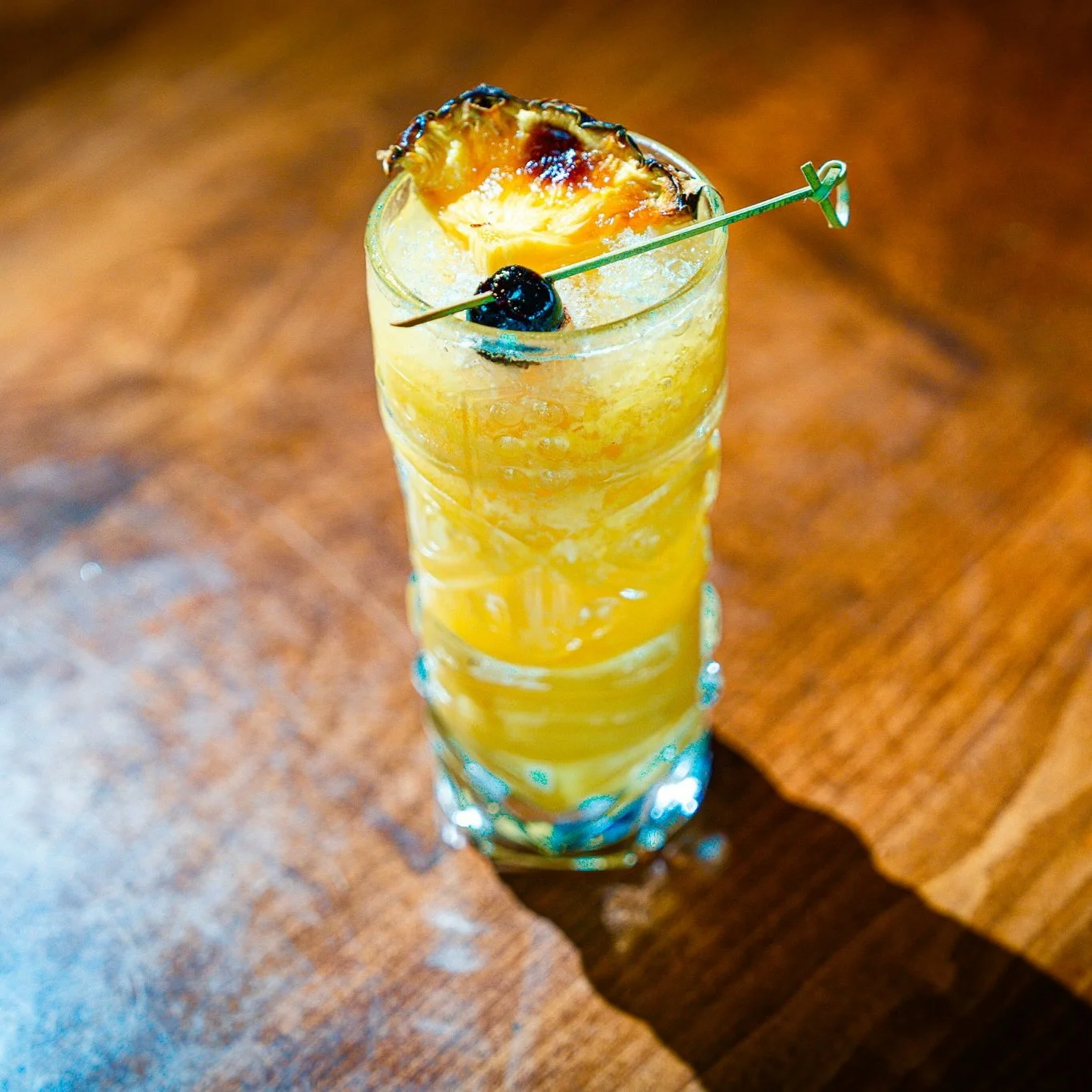 One of this month&rsquo;s cocktail special is El Alquimista 🧪made with pisco with a touch of banana, pineapple and lucuma&mdash;so tasty and a perfect pairing for any of our ceviches! 😋🍍🍌
.
.
.
#PeruvianCuisine #PacificaEats #BeachfrontDining #Mo
