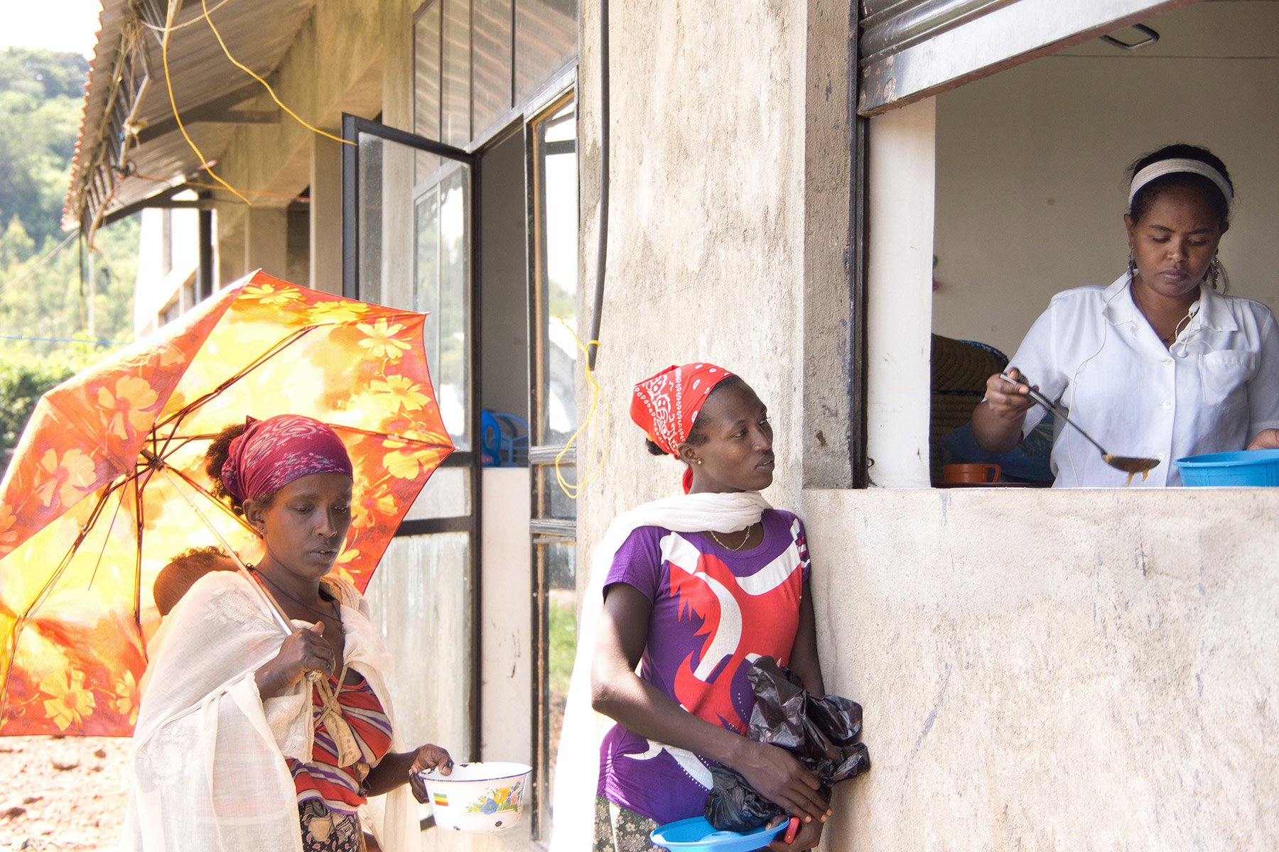 Feeding-Program-DSC09276.jpg