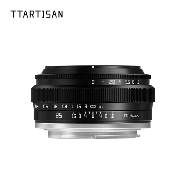 TTArtisans APS-C 25mm F/2 (Canon RF)