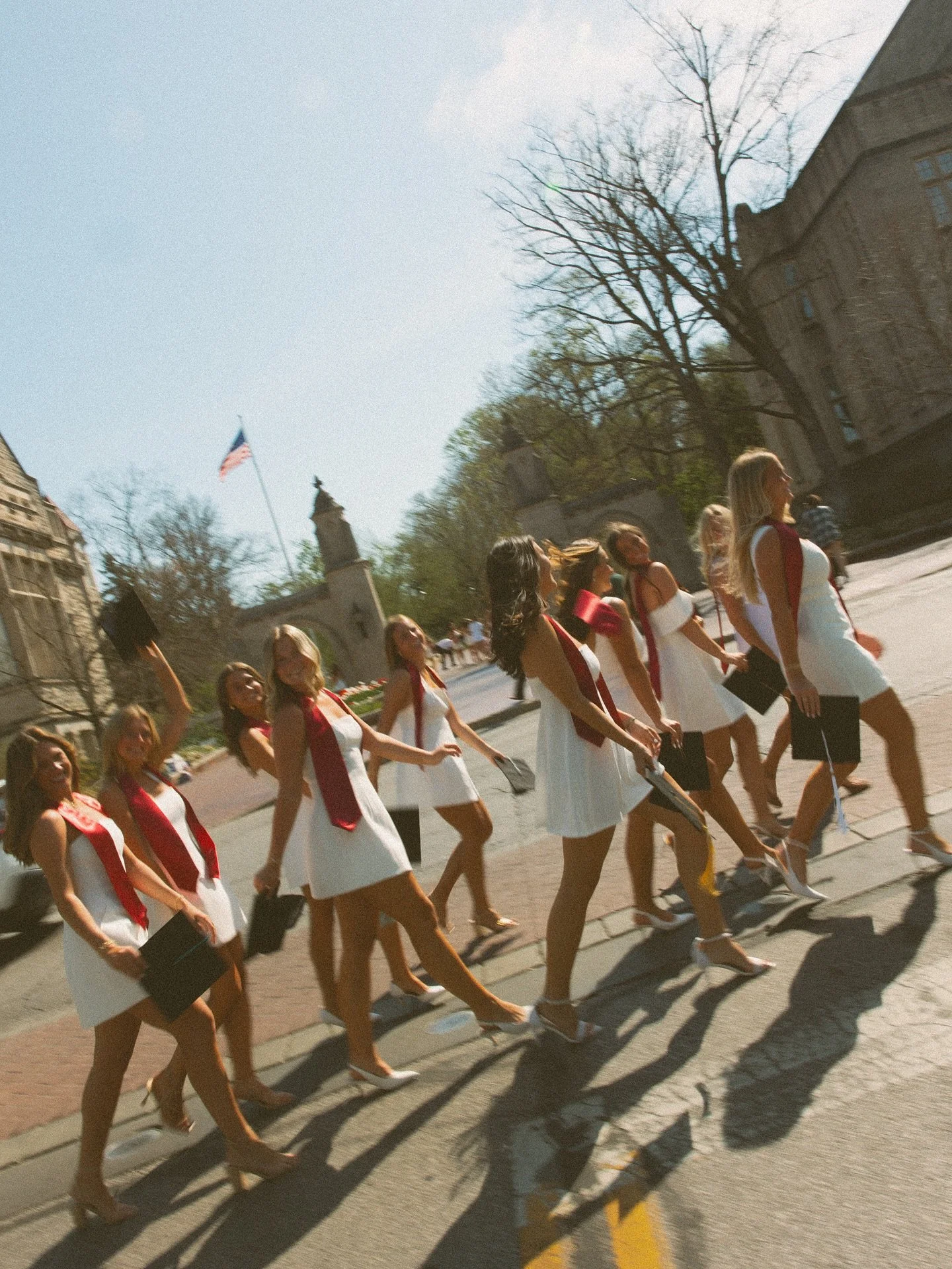 More IU gals for your feed!! 

#graduationphotoshoot #2026grads #groupgraduatephotoshoot #indianaphotographer #ohiophotographer