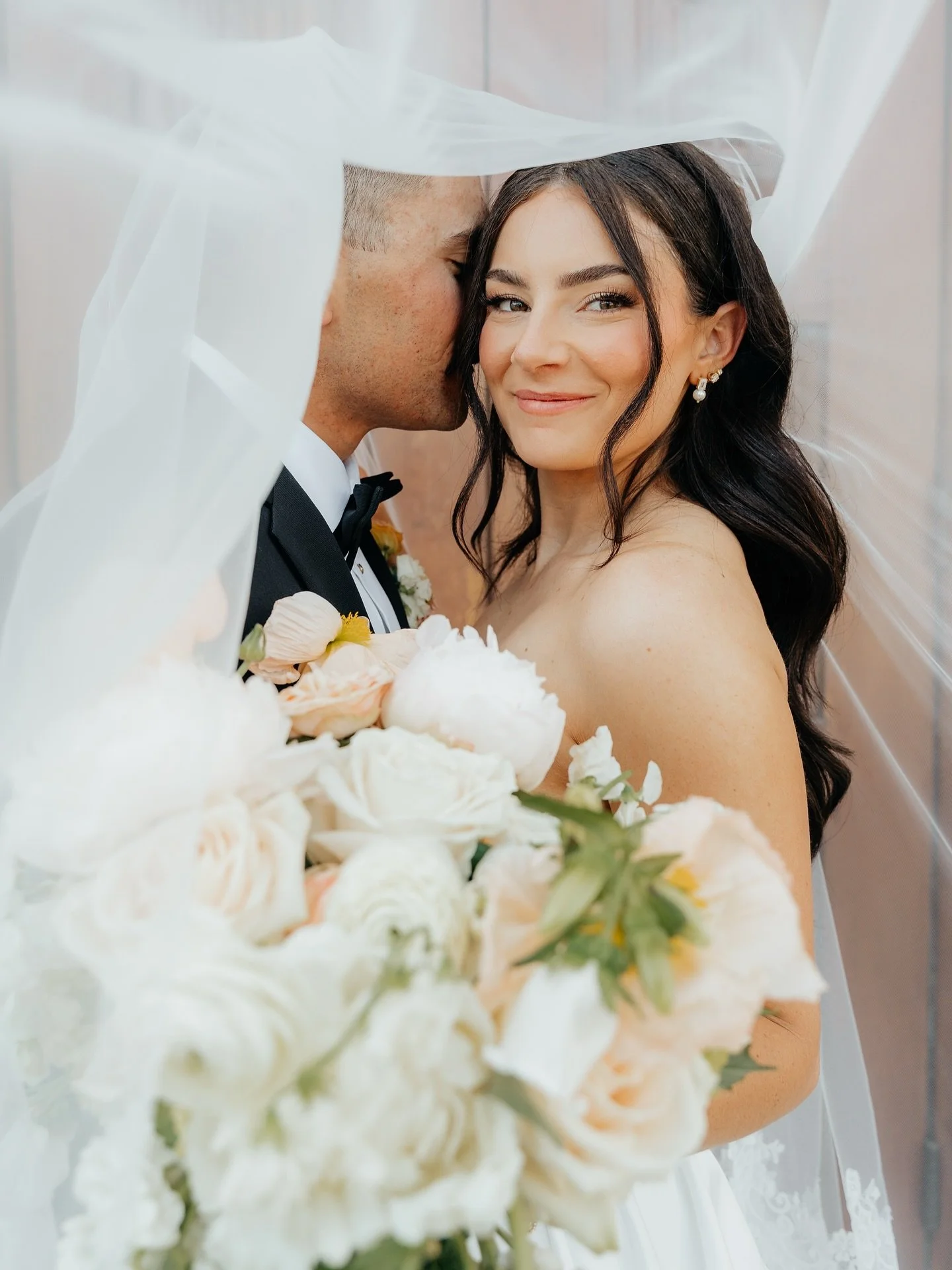 E &amp; J&rsquo;s day was pure magic ✨

Vendor team: 
Planner: @rhymeandreasonevents
DJ: @vciaudio 
Photobooth: @boisefunbox 
Photo: @lauren.rosephotography 
Florist: @bouquetlavie 
Reception/Catering/Bar: @hotelrenegade 
Transportation: @thewagonboi