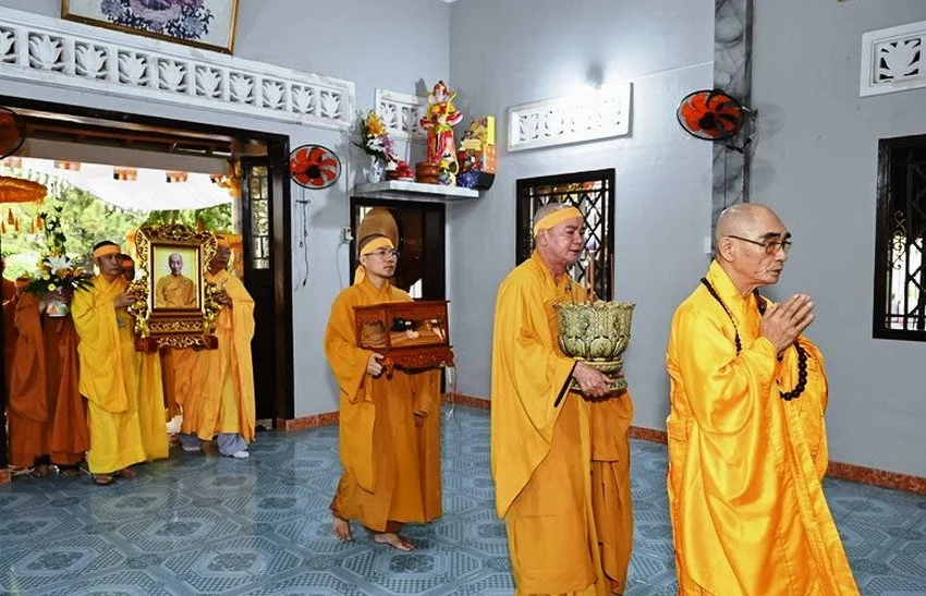 TangLeHTQuangHanh-ThamYet_05.jpg