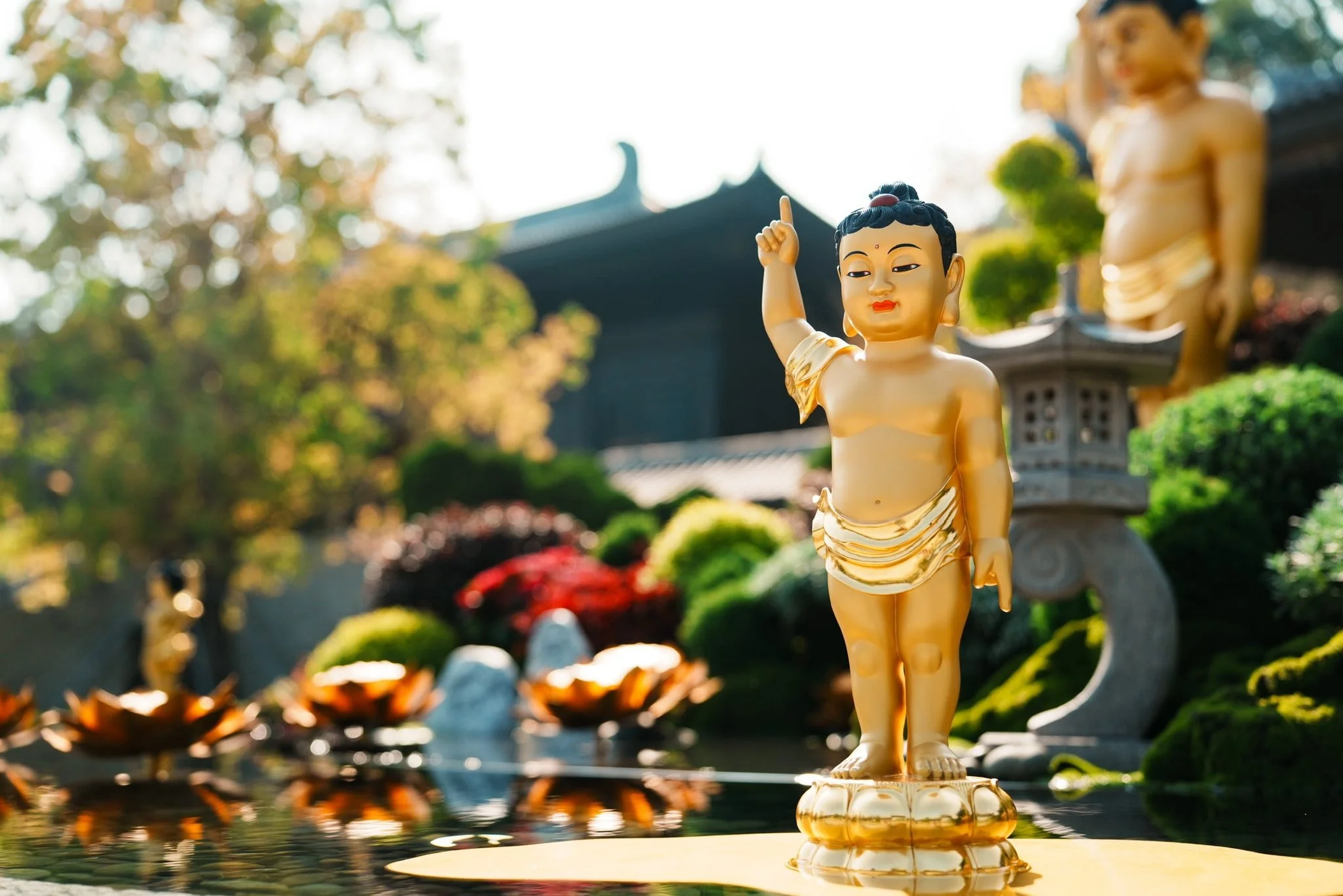 Văn Tưởng Niệm Đấng Đại Giác Thế Tôn