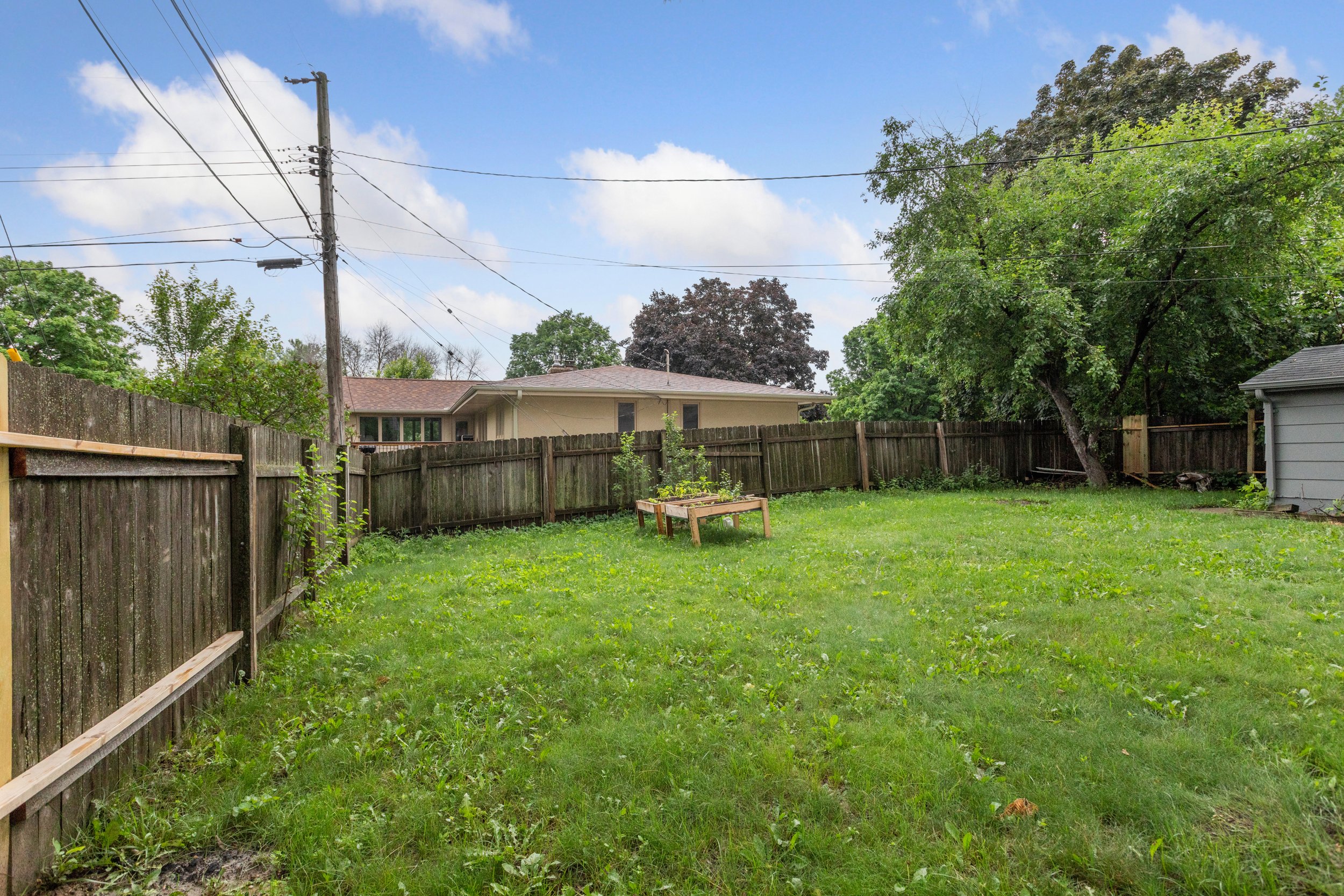8485 Winnetka Heights Drive - Spacecrafting - 0039.jpg