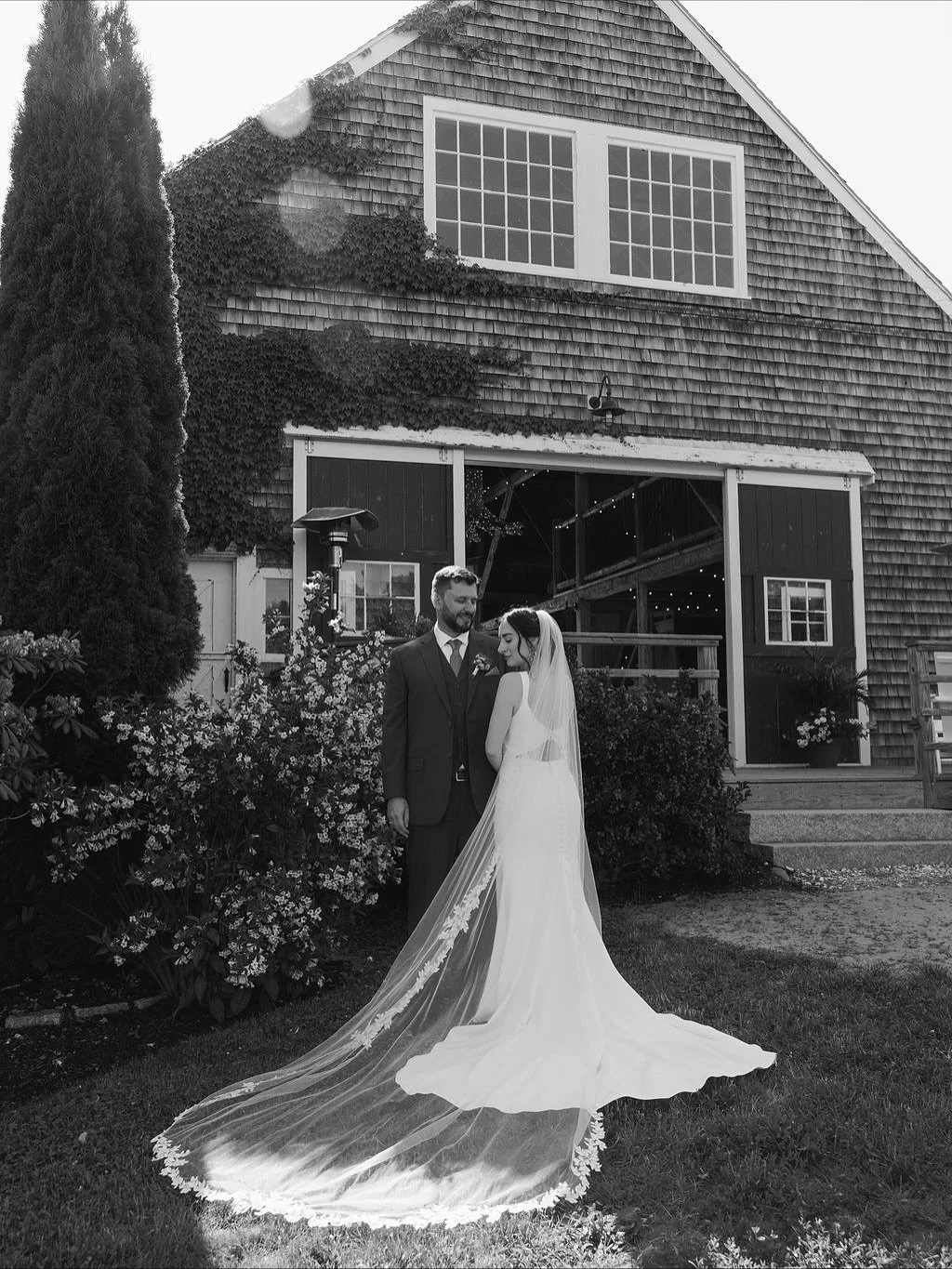 There&rsquo;s something about a black and white photo that feels so nostalgic - like an image you&rsquo;d see framed on a mantel for years to come. These moments from Bri and Adam&rsquo;s wedding are some of my fav b&amp;w from their day 🤍

Venue: @
