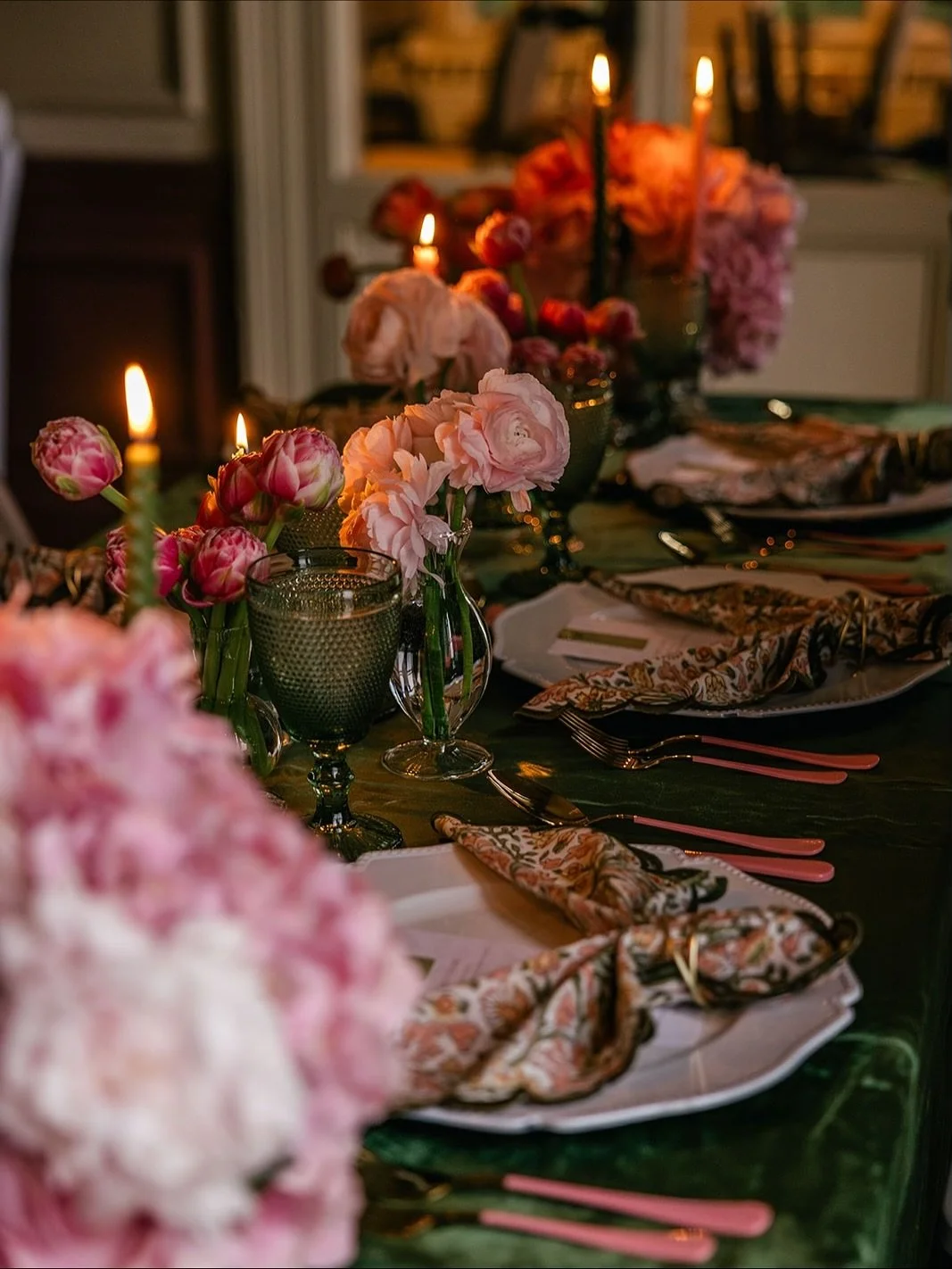 Just another excuse to romanticize a wedding table. 💕
Not over these detail shots from our 5.25 content shoot - a creative collab full of wedding-day inspo, candlelight, and dreamy textures. ✨
Can you believe these photos were captured by three diff
