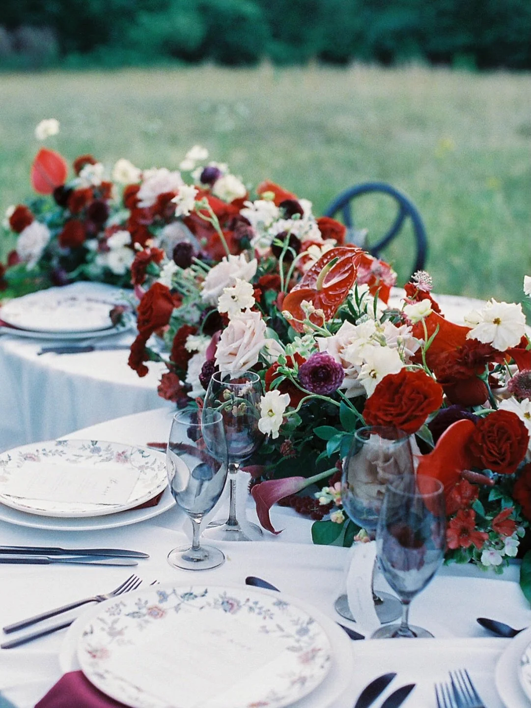 I&rsquo;m often asked by couples, &ldquo;How would you describe your personal style?&rdquo;

This is the answer. 

Romantic undertones, layered textures and a touch of edge. Intentional, moody and a little unexpected.

Can&rsquo;t wait to create anot