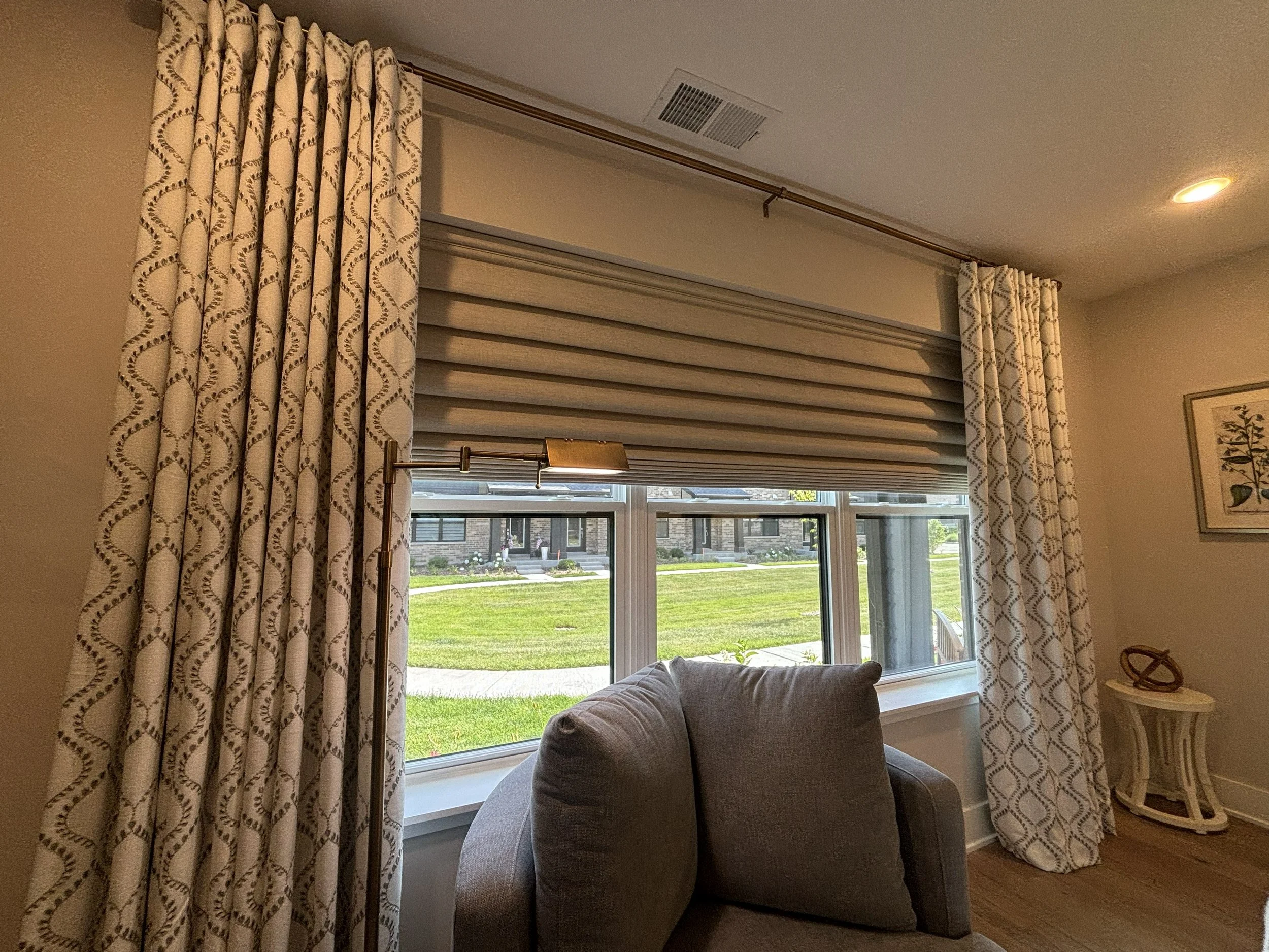 Roman Shade Blackout Hunter Douglas