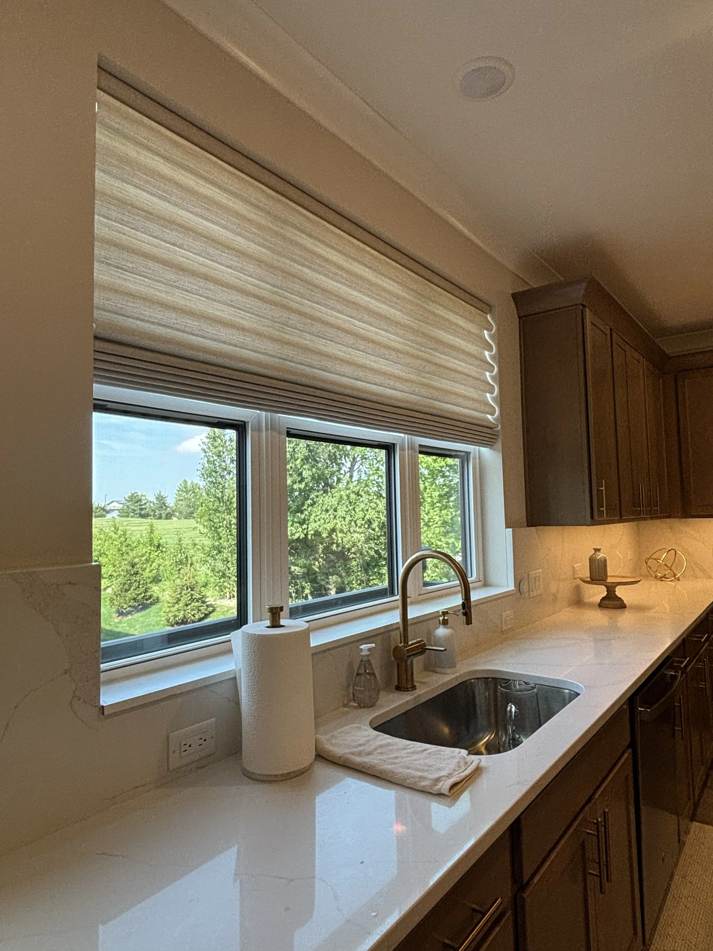 Roman Shade Modern Vignette Hunter Douglas