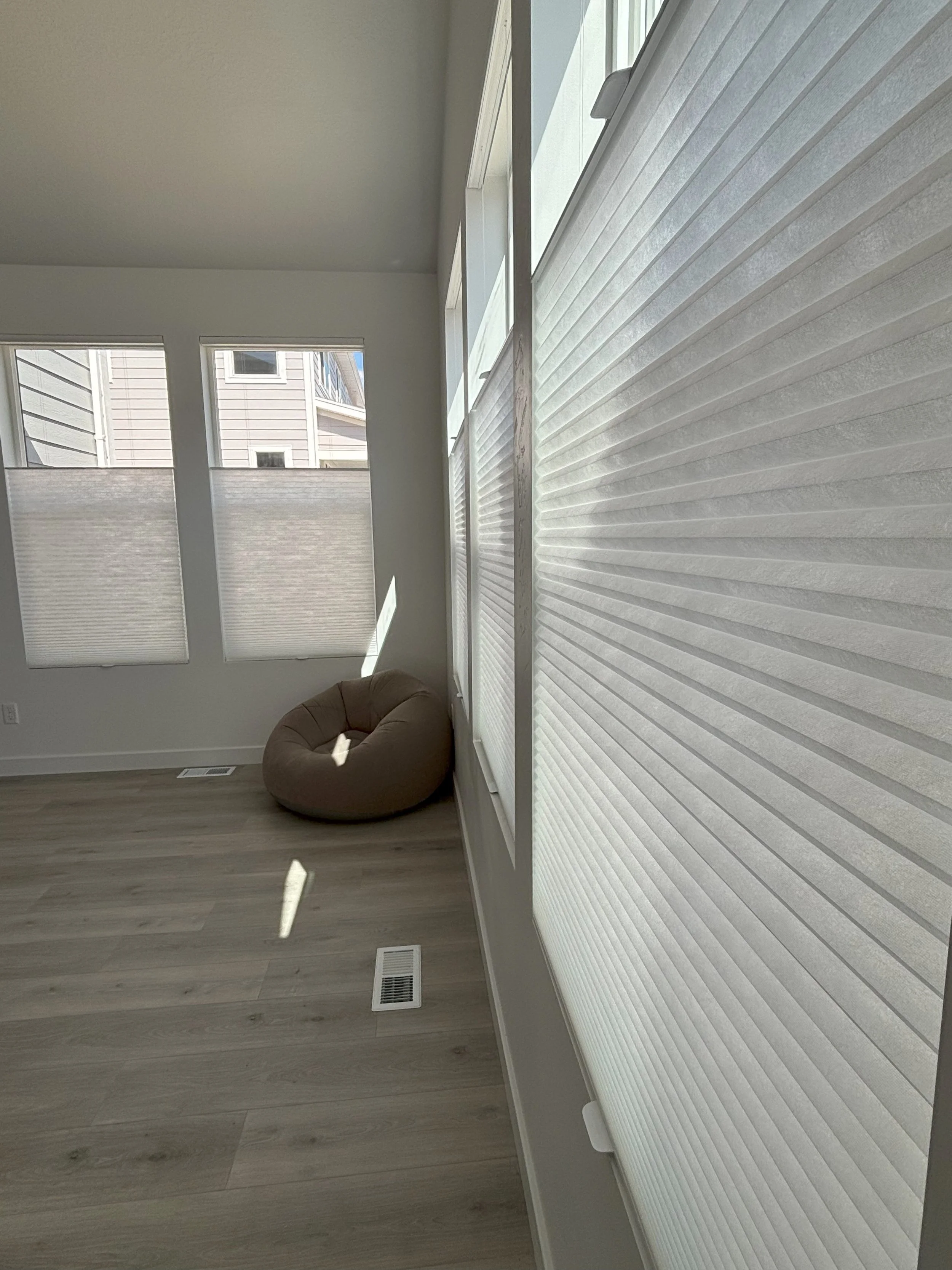 Hunter Douglas Top Down Bottom Up Honeycomb Shade