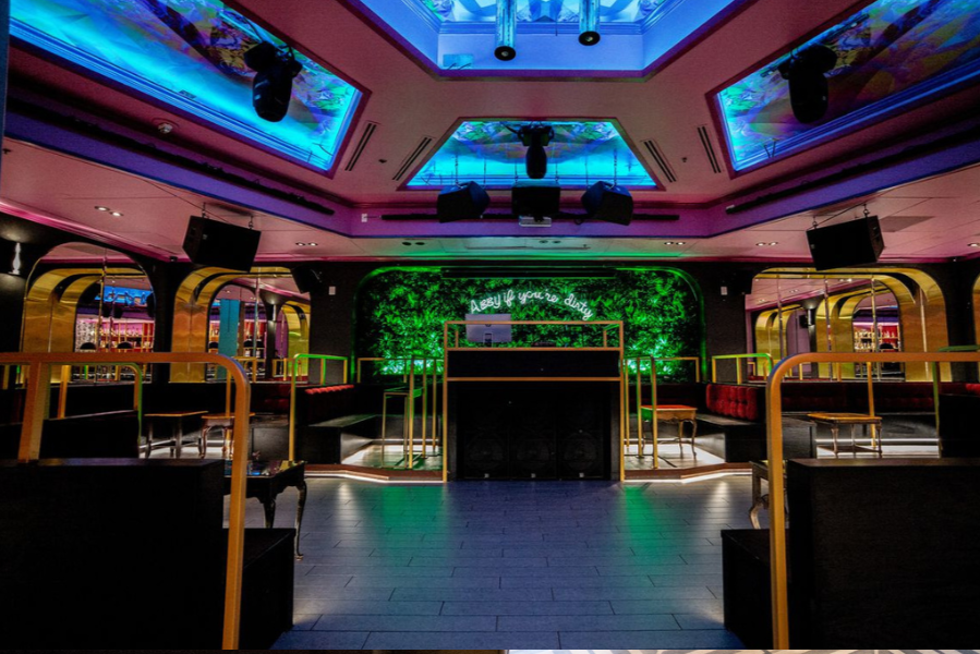 Book a Holiday Party Venue in DC