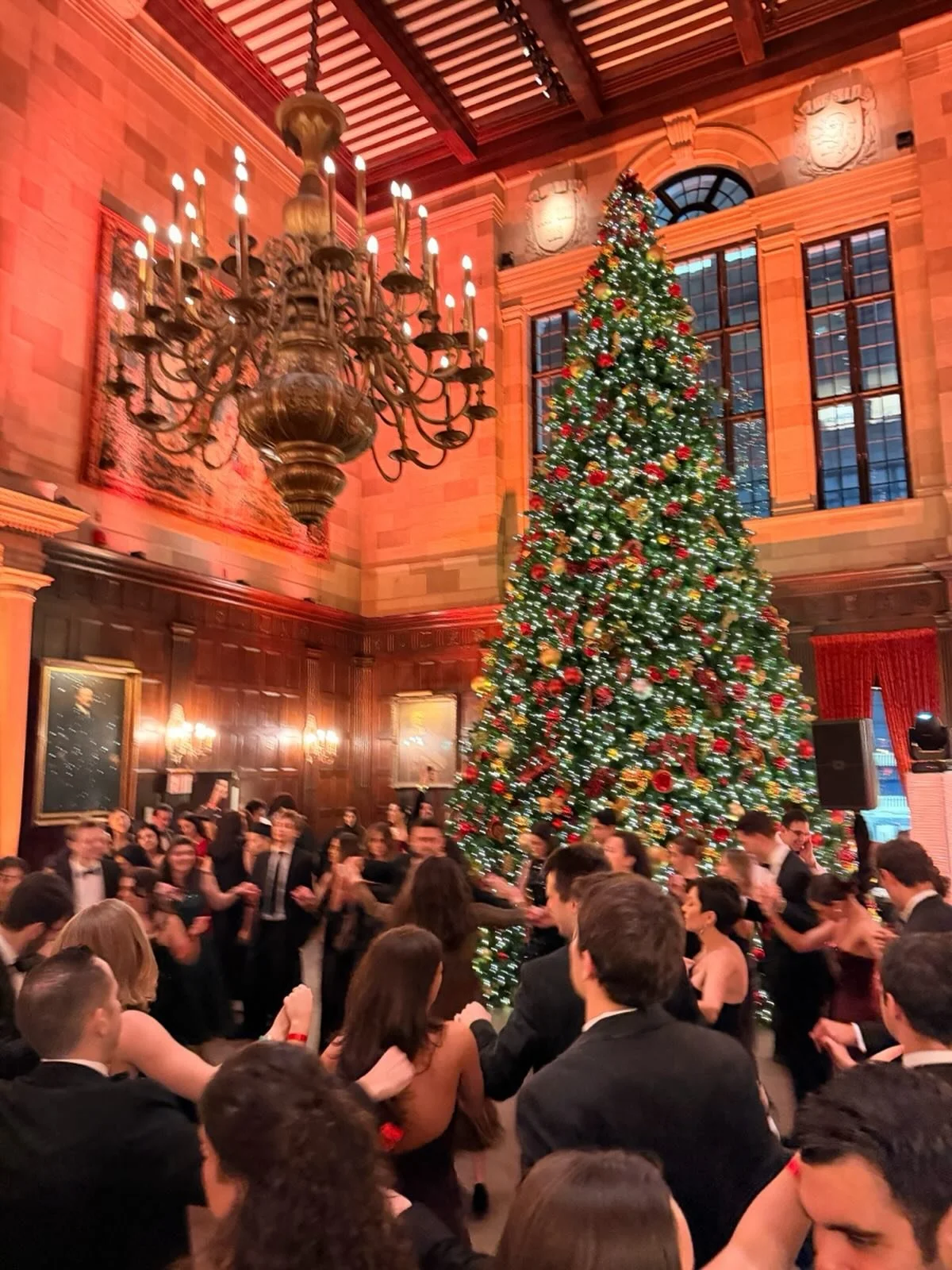 Congratulations to @agoc_nyc for hosting its 21st Annual Stewardship &amp; Mistletoe Galas this past Saturday, which welcomed more than 700 guests from over 25 states across the country for an unforgettable evening of faith, fellowship, and festive c