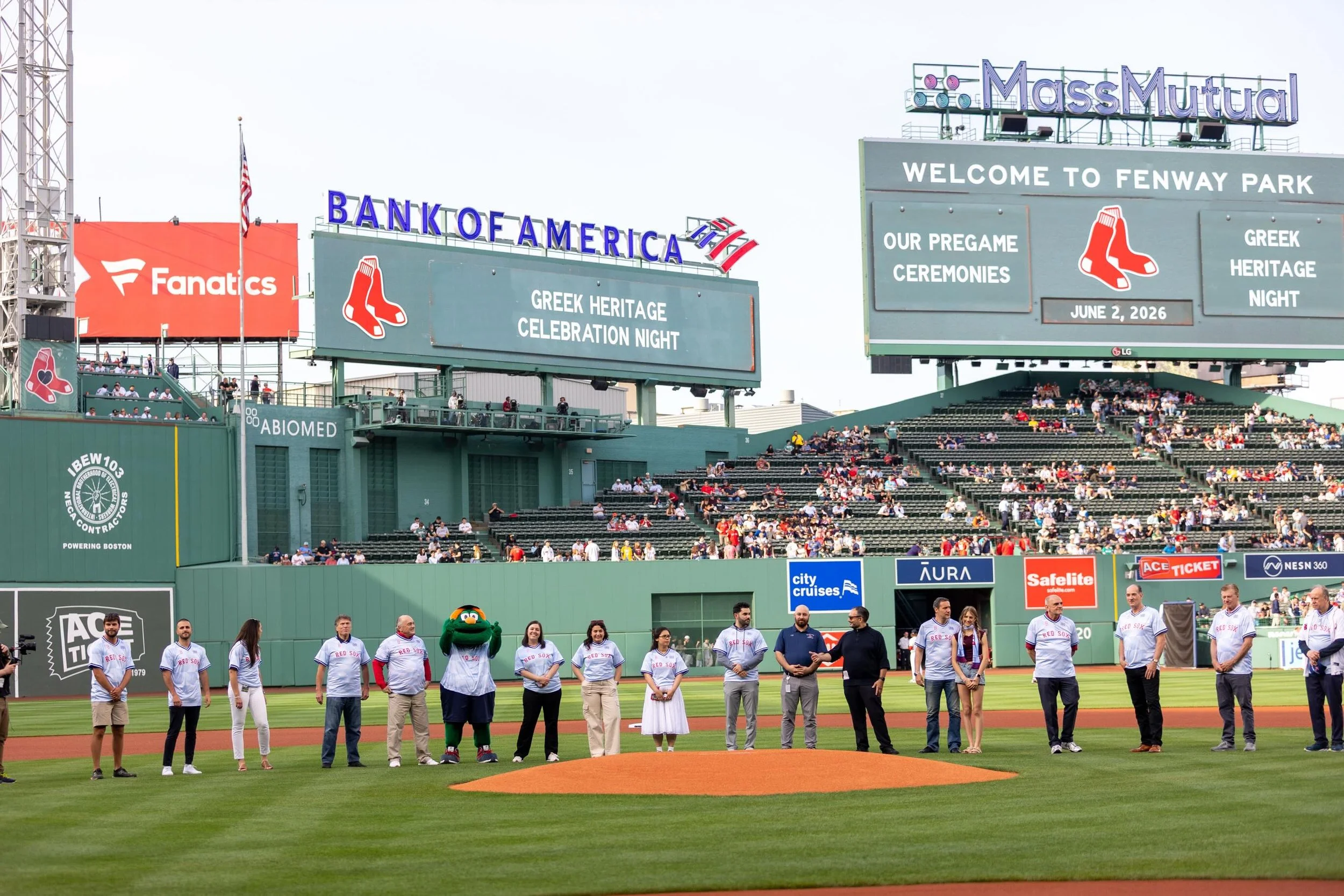🇬🇷⚾ Fenway Park was painted blue &amp; white!

Last night, #DPRclient Alpha Omega Council (@alphaomegacouncil) was proud to host its annual Greek Heritage Night with the Boston Red Sox (@redsox) at Fenway Park, welcoming nearly 3,000 members of the