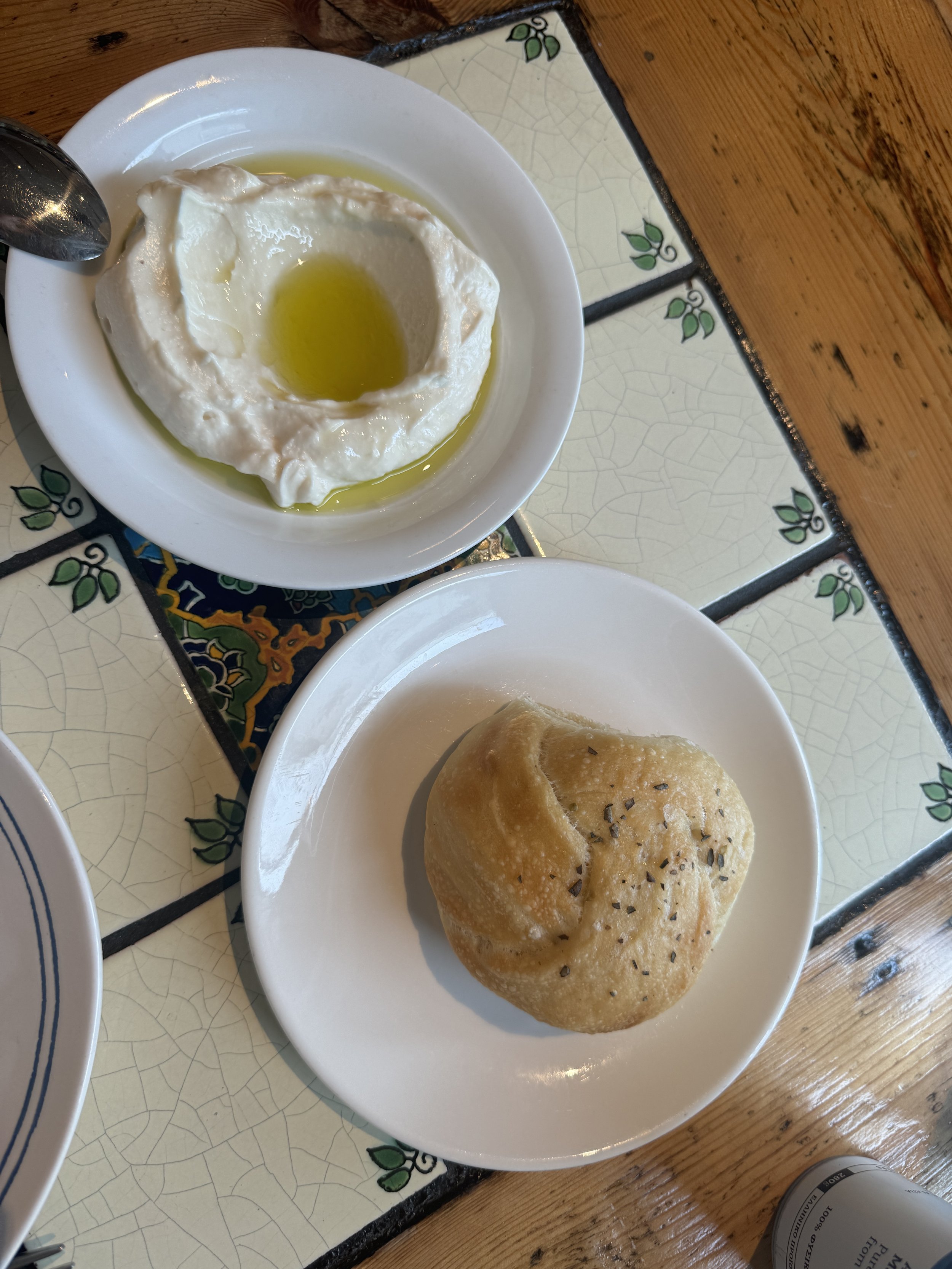 Taramas - Taverna, Melbourne - Where to eat Greek food in Melbourne - Greek food in Melbourne - Cypriot food in Melbourne - Greek food in Australia - Souvlakination Guide