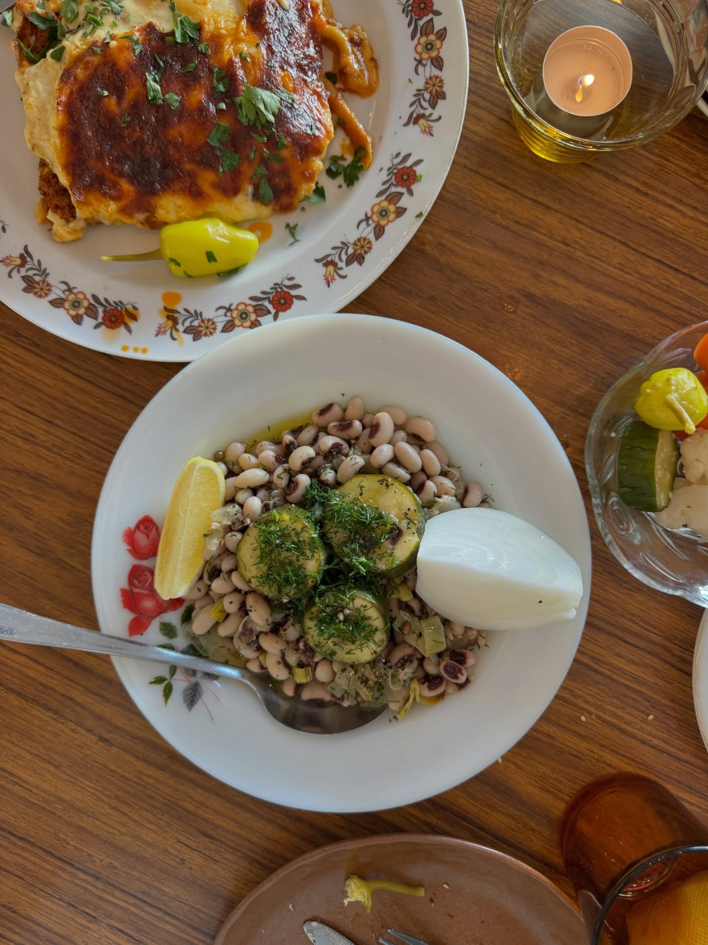 🇨🇾🇦🇺 @capers.thornbury is a masterclass case study in showing that you can bring traditional Greek &amp; Cypriot food into a modern, open-minded context without having to eschew tradition and identity, nor mess with the food.

I&rsquo;ve never re