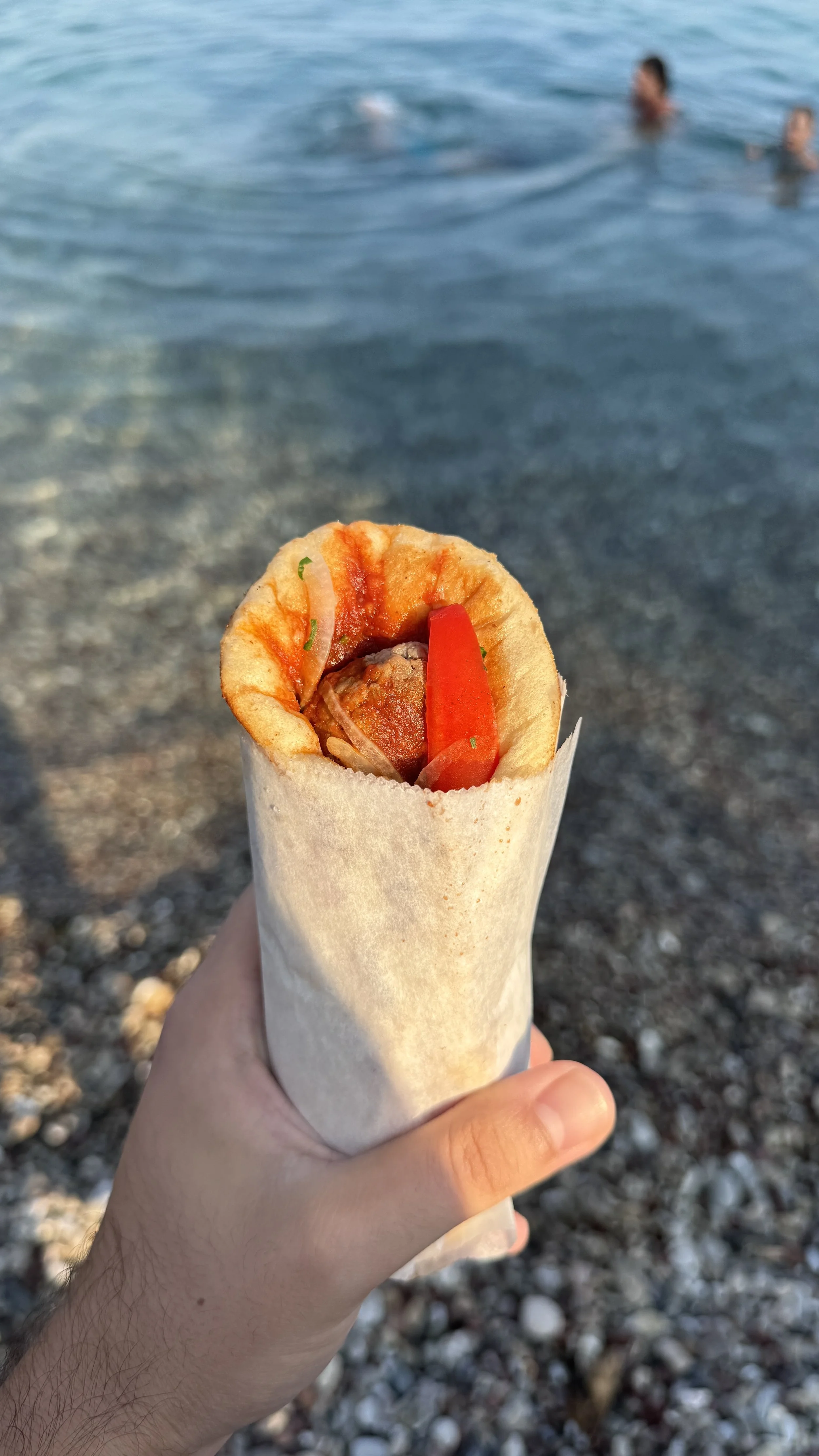 Traditional Athenian bifteki tylichto recipe with traditional homemade tomato saltsa - Souvlakination Recipes - traditional Greek food recipes