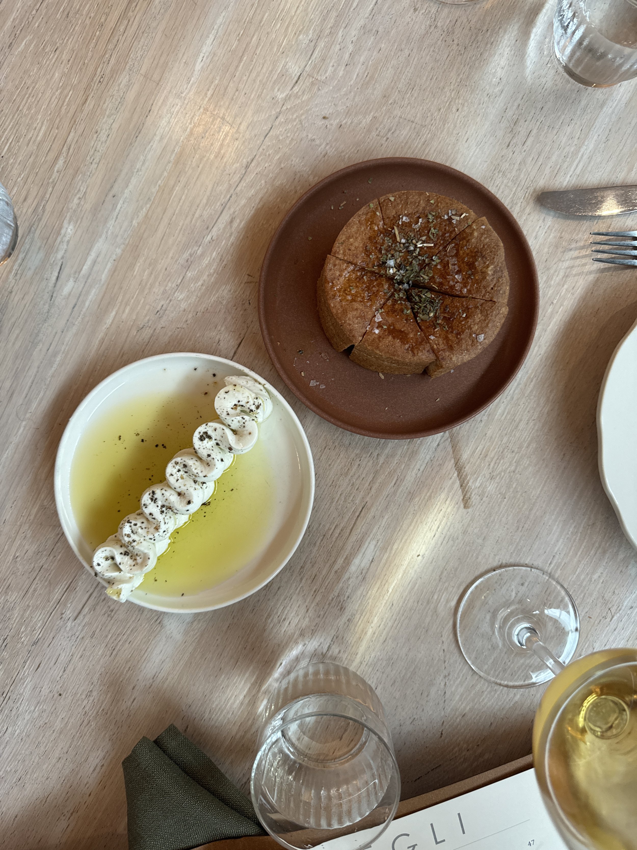 Aegli, Melbourne - Where to eat Greek food in Melbourne - Greek food in Melbourne - Cypriot food in Melbourne - Greek food in Australia - Souvlakination Guide