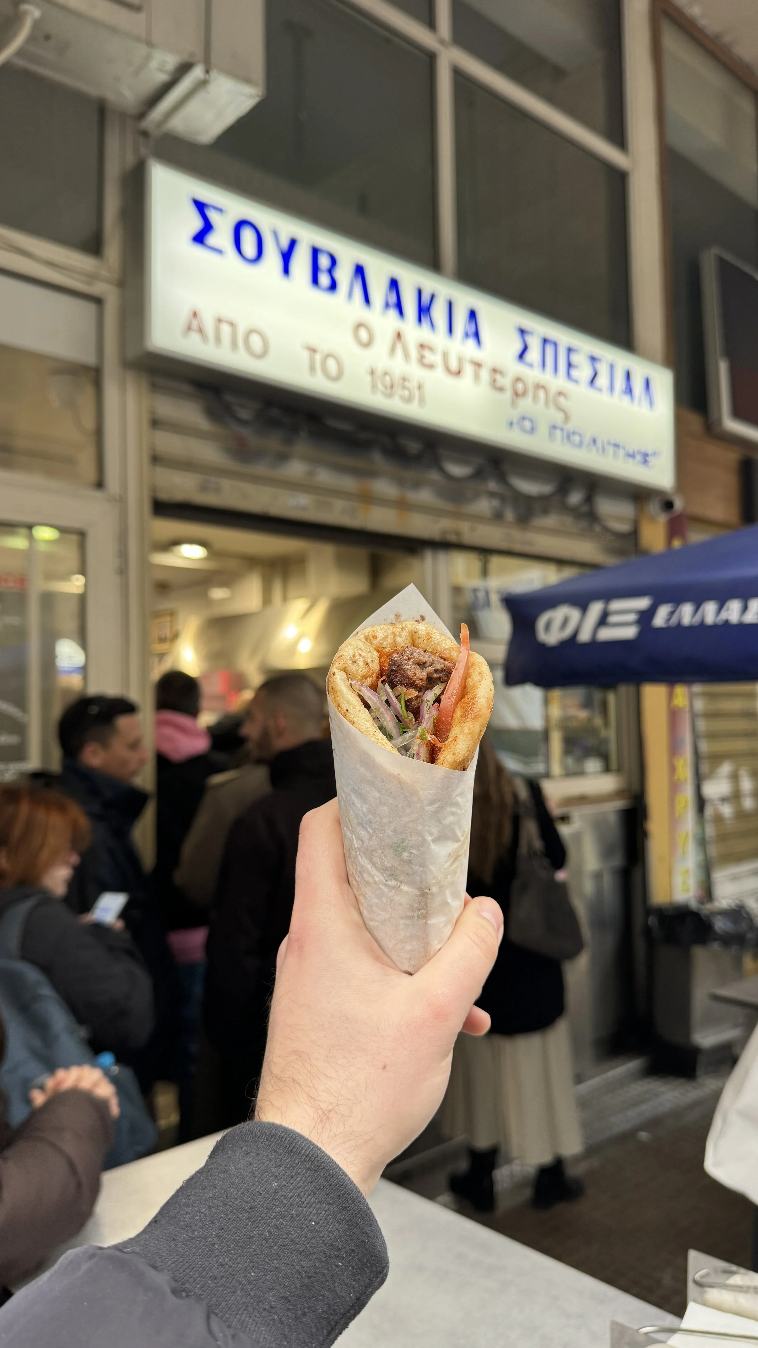 Bifteki at Lefteris o Politis - Traditional Athenian bifteki tylichto recipe with traditional homemade tomato saltsa - Souvlakination Recipes - traditional Greek food recipes