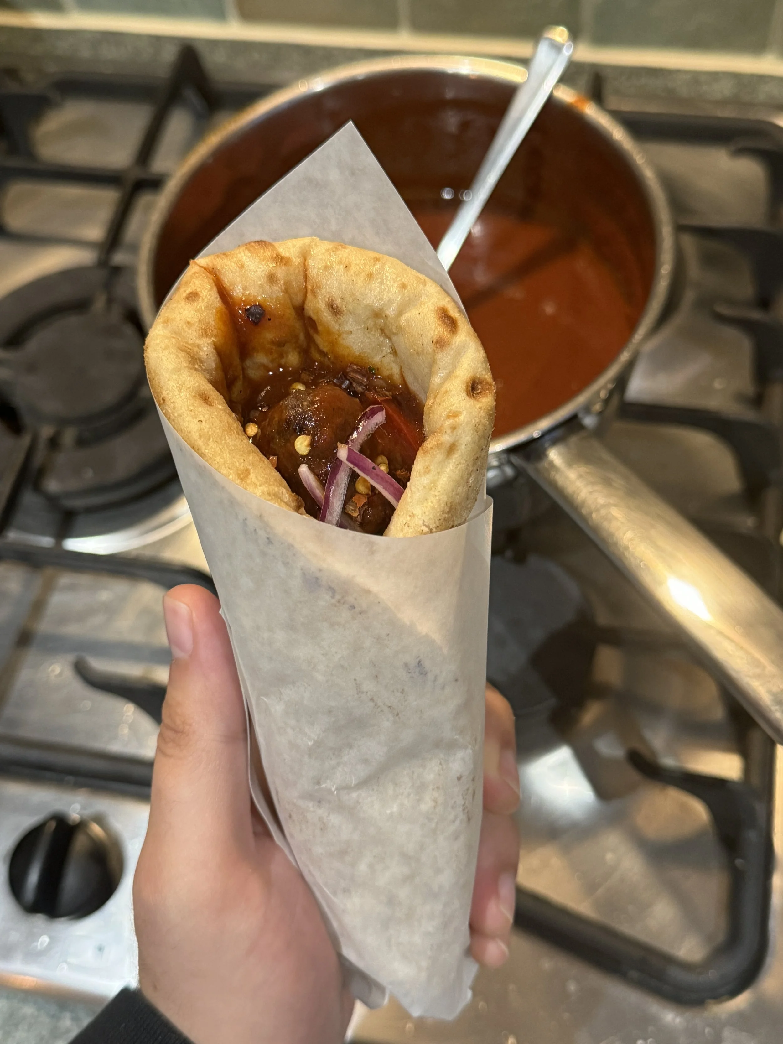 Traditional Athenian bifteki tylichto recipe with traditional homemade tomato saltsa - Souvlakination Recipes - traditional Greek food recipes