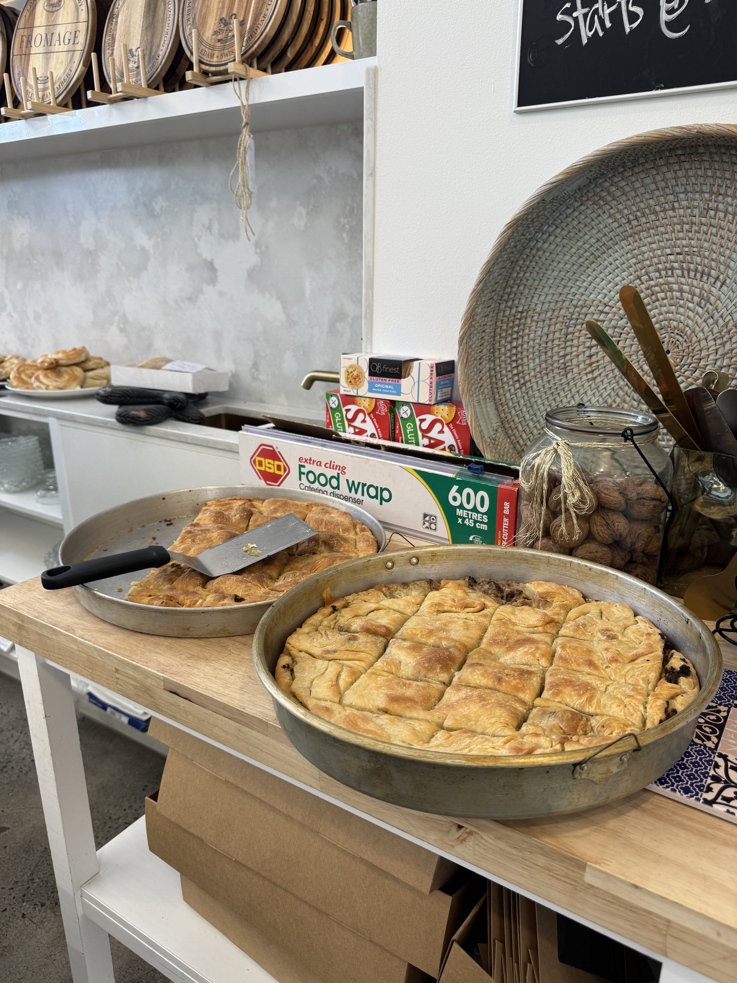 Foti and Friends, Melbourne - Where to eat Greek food in Melbourne - Greek food in Melbourne - Cypriot food in Melbourne - Greek food in Australia - Souvlakination Guide