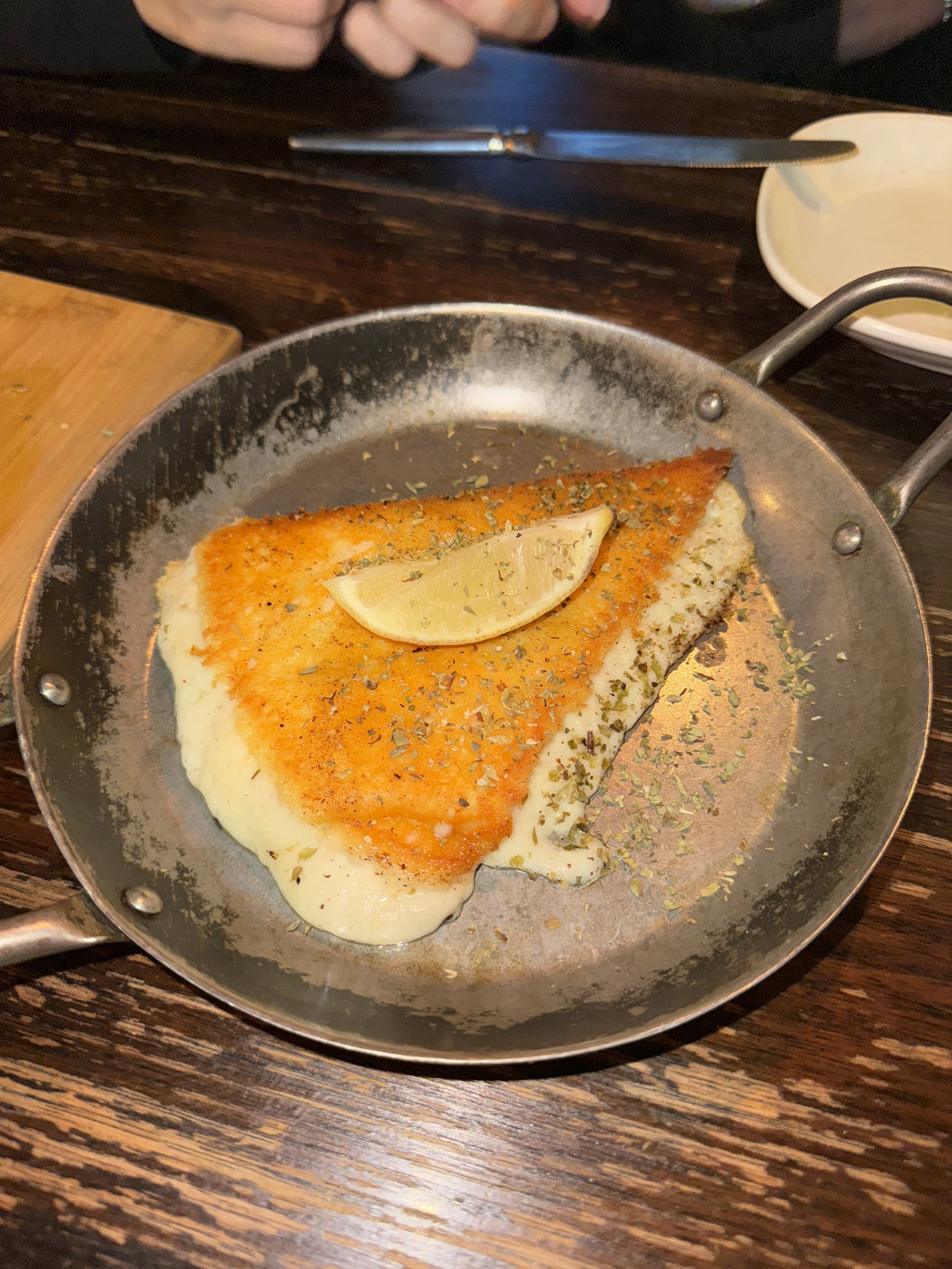 Saganaki - Bahari, Melbourne - Where to eat Greek food in Melbourne - Greek food in Melbourne - Cypriot food in Melbourne - Greek food in Australia - Souvlakination Guide