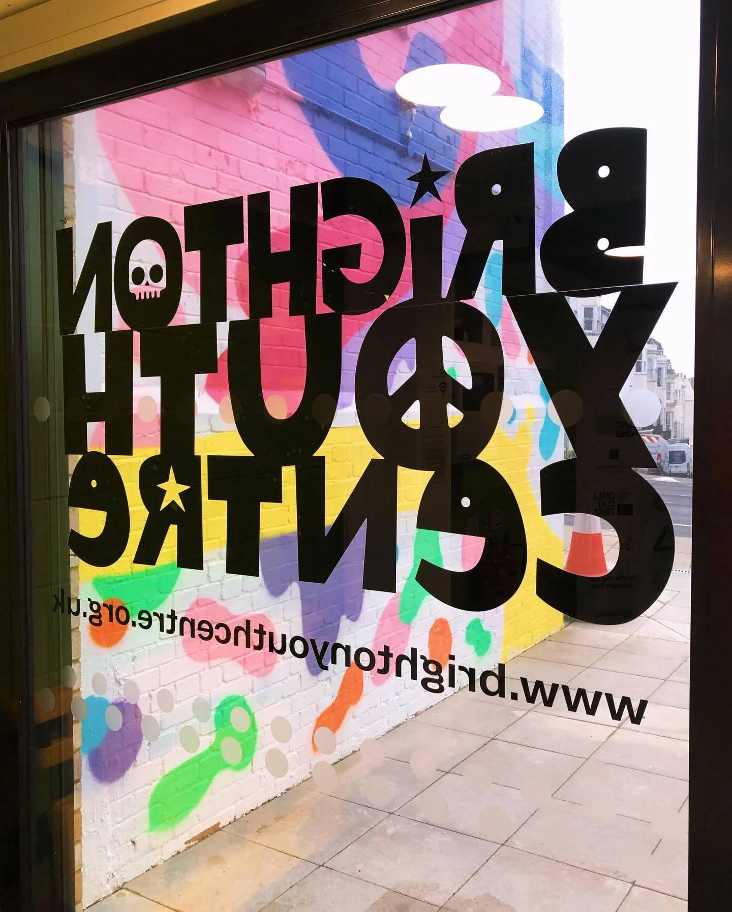 Bit late to the party *as couldn&rsquo;t make the launch party / but got a tour of the new build with my friends @brightonyouthcentre 🤩 all the W🤩Ws what a gargantuan achievement 👏👌✊ will be back in the freshly painted rooms to pick up where we l