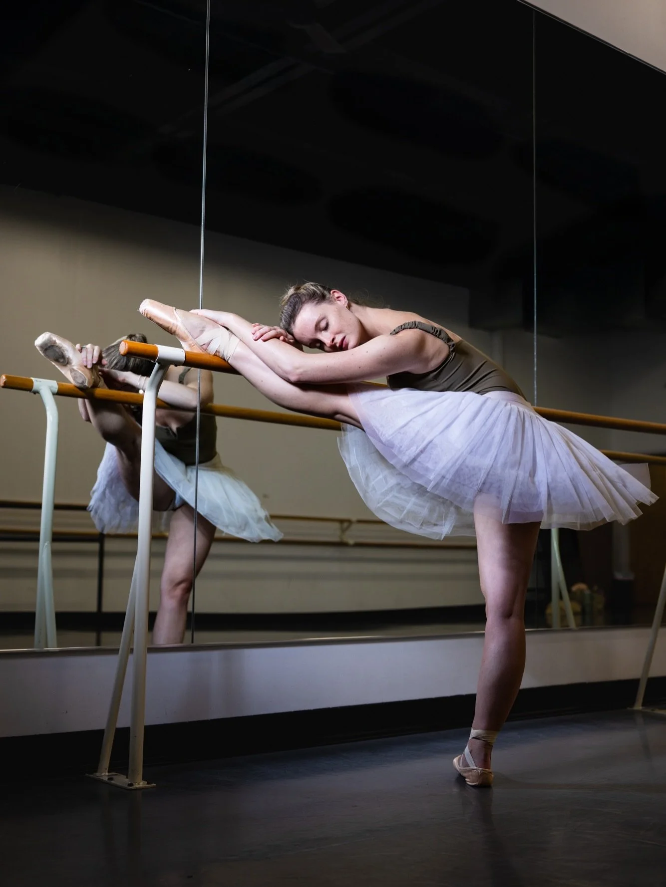 Our dancers are officially on holiday break ❄️✨
A moment to rest, reset, and gather inspiration before we&rsquo;re back in the studio for an exciting new year ahead.

Featuring company dancer Katherine Duffy Deming, captured beautifully in the studio
