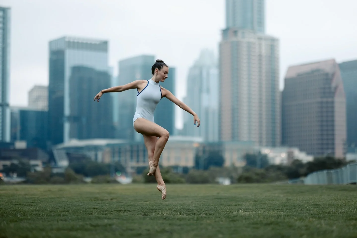 CENTER STAGE SUNDAY ✨
A closer look at the artists of Rochester City Ballet.

This week, we step beyond the spotlight to introduce RCB Artist Sam Howe.

Originally from Connecticut, she began her training at age 5 at Connecticut Concert Ballet ( @ctc
