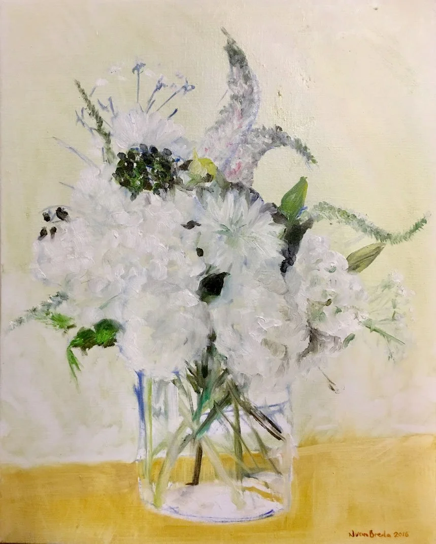 White Flowers in glass vase (2016)
Medium: oil on canvas
Size: 40.6cm x 50.8cm