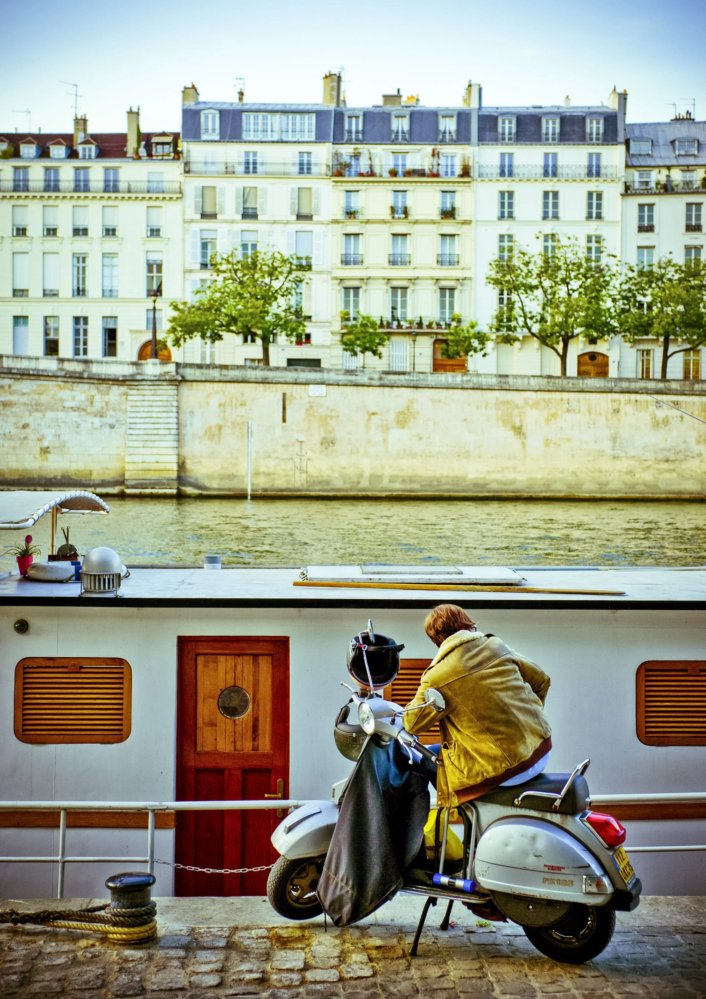 Capturing Moments in Time - Travel Photography 