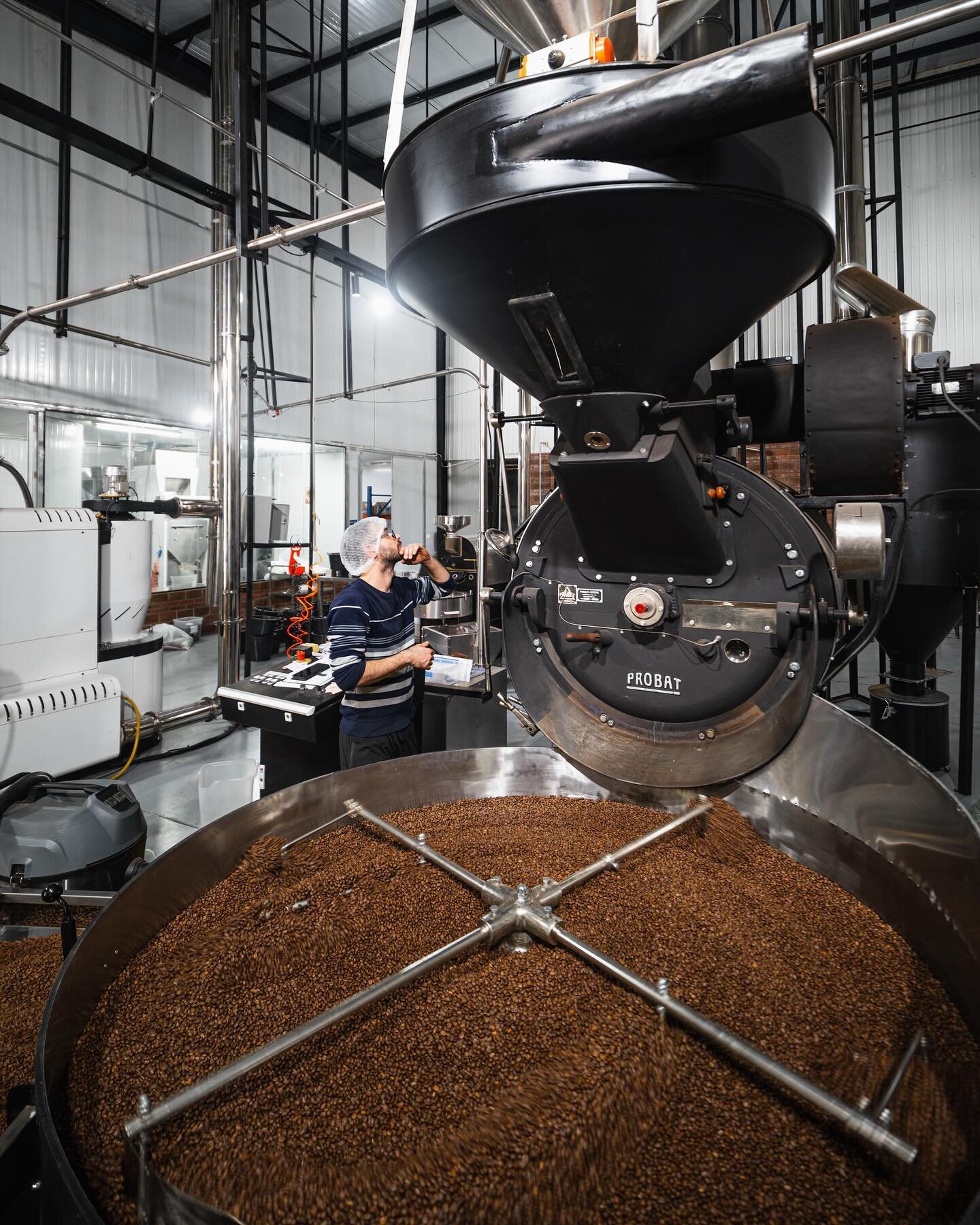 What are you roasting on today? Here&rsquo;s one of our roasters in action! Thanks @probatroasters @probatusa . .
.
.
.
.
#coffee #torchcoffee #specialtycoffee #coffeegram #torch #coffeeholic #coffeelover #roaster #coffeeroaster #roast #roasting #roa