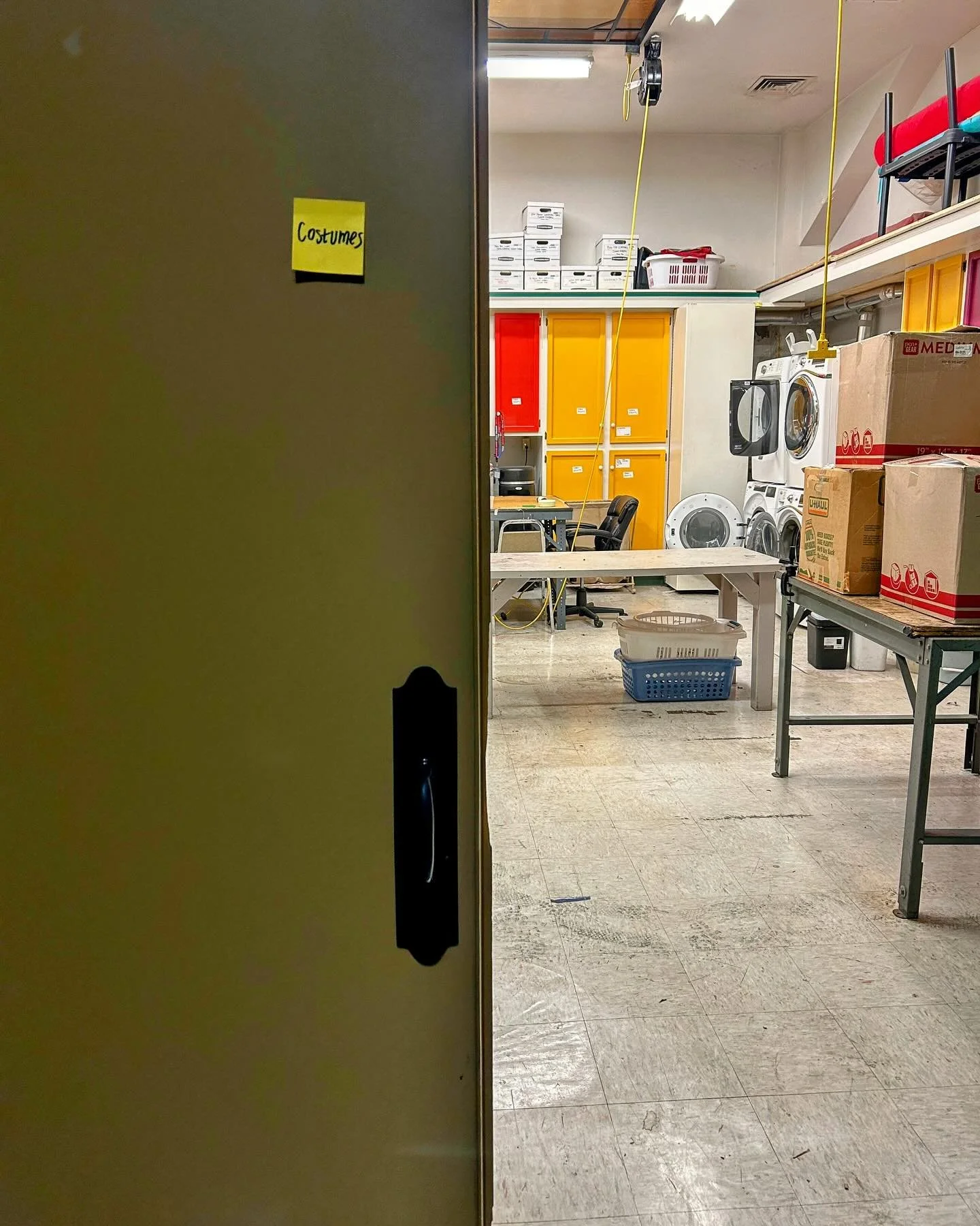 Until next time Ice Palace! I am incredibly grateful to have met such a wonderfully weird, kind, and dedicated cast and crew. Thank you for making my first haunt terrifyingly delightful. You all brought so much light to my #darknights @hersheypark 😜