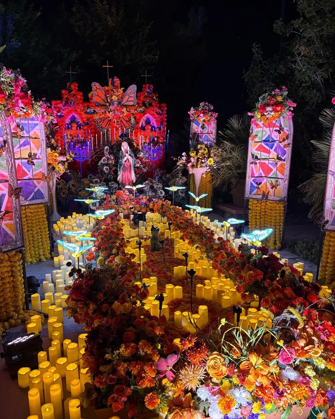 What a beautiful night at Springs Preserve celebrating D&iacute;a de los Muertos. This tradition honors life, memory, and the connections that transcend generations. 🌼

It was such an honor to participate as a judge for the altar competition this ye